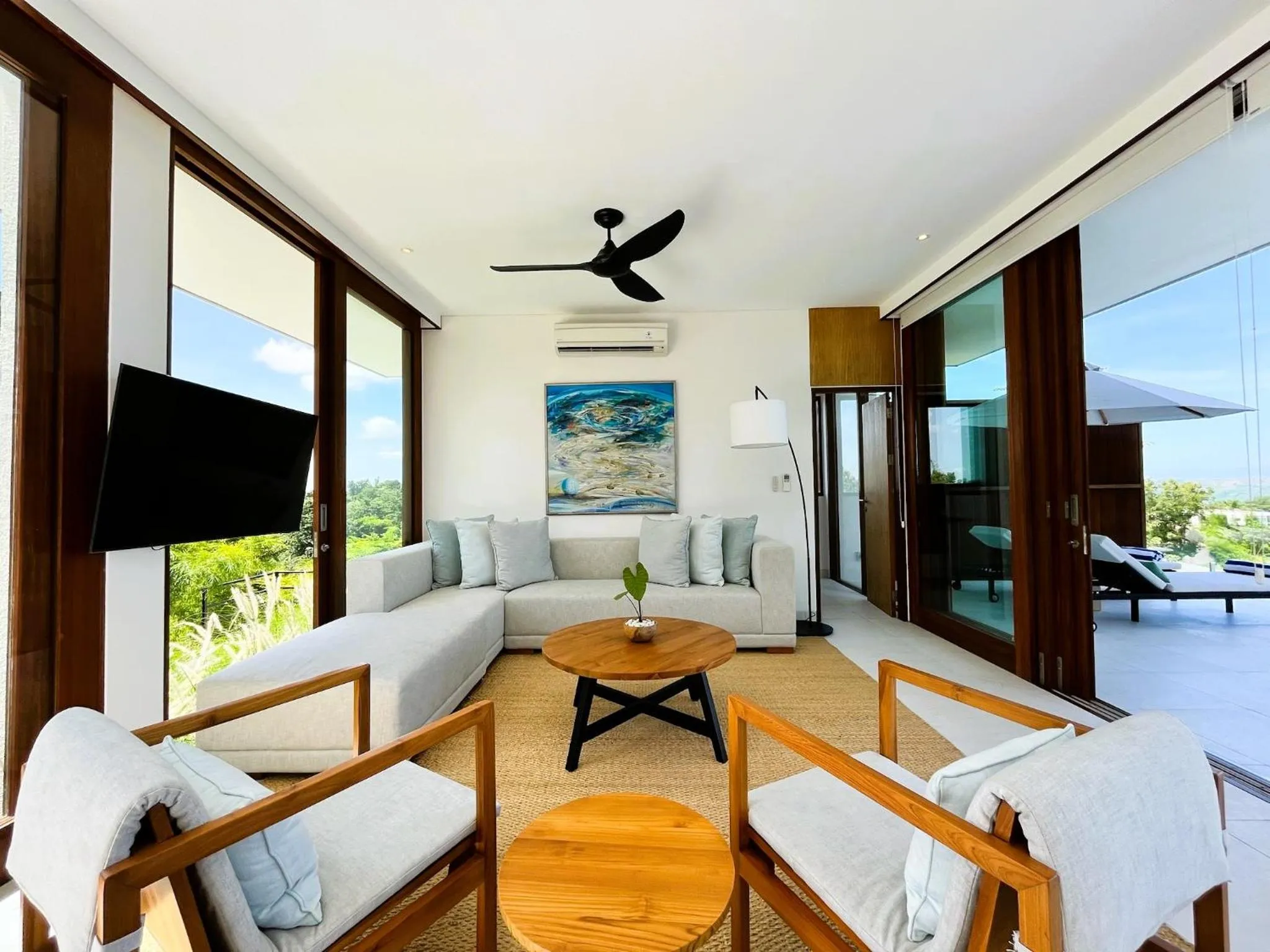 Living room in Selong Selo Resort and Villas