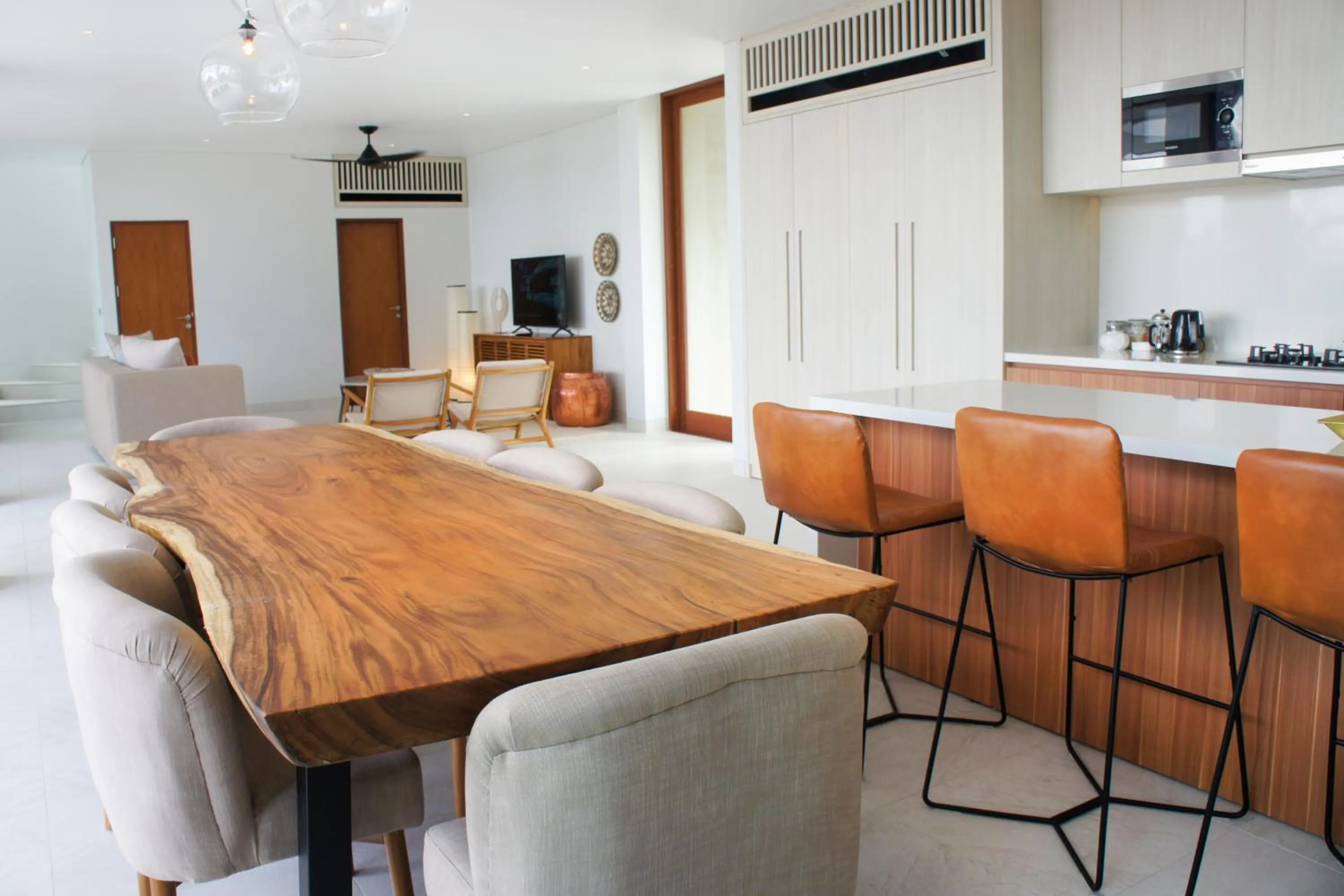 Dining area in Selong Selo Resort and Villas