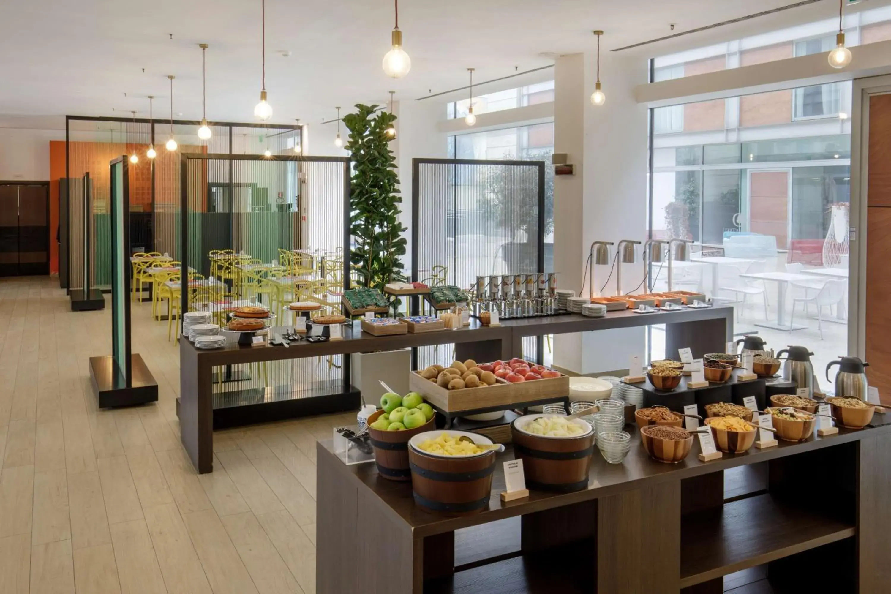 Restaurant/places to eat in DoubleTree By Hilton Milan Restaurant/places to eat in DoubleTree By Hilton Milan