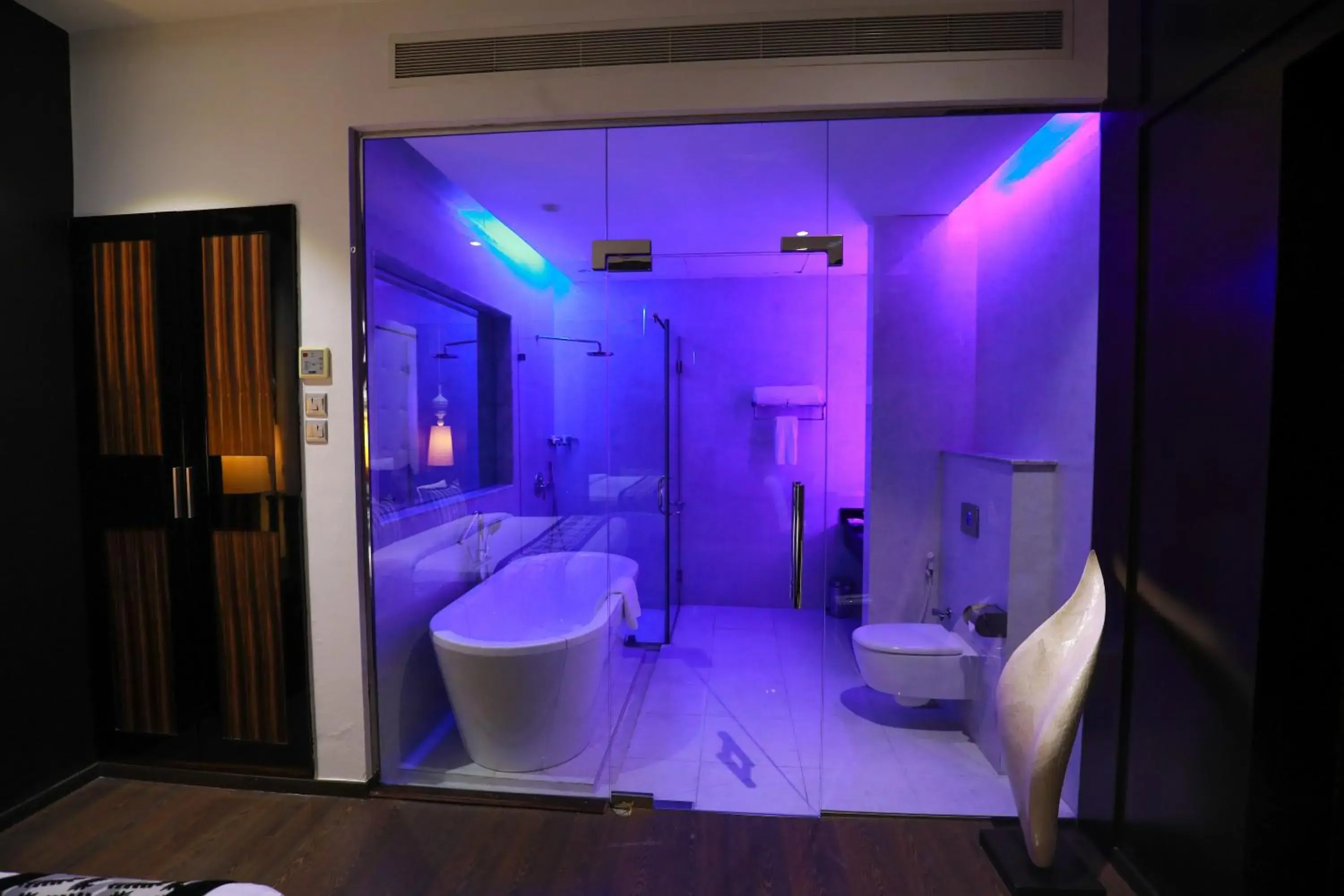 Bathroom in Ista Suites Seef Bathroom in Ista Suites Seef