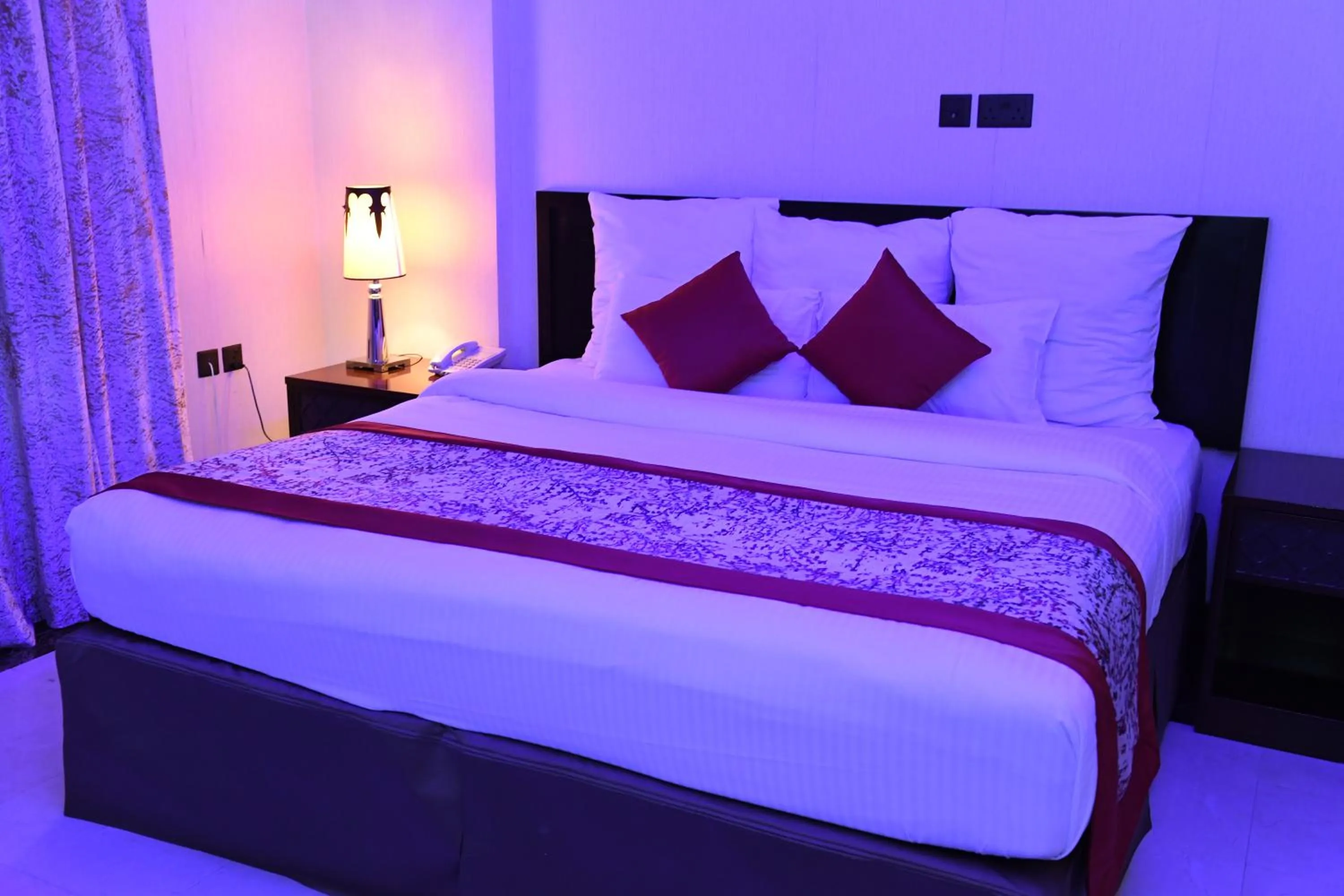 Bed in Ista Suites Seef