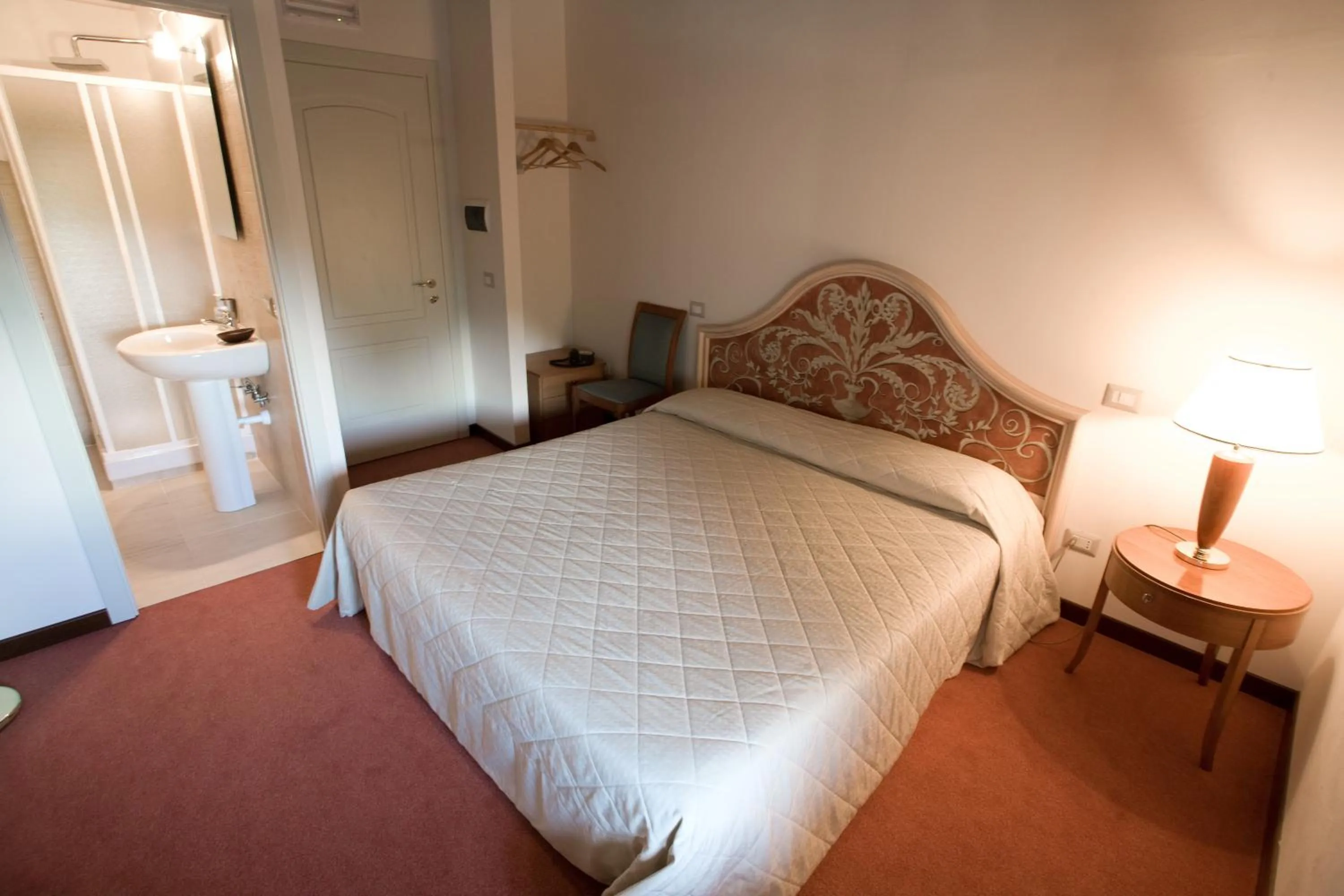 Photo of the whole room, Bed in Dimora della Fonte