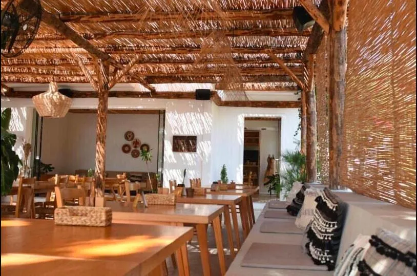 Restaurant/places to eat in Son2oda