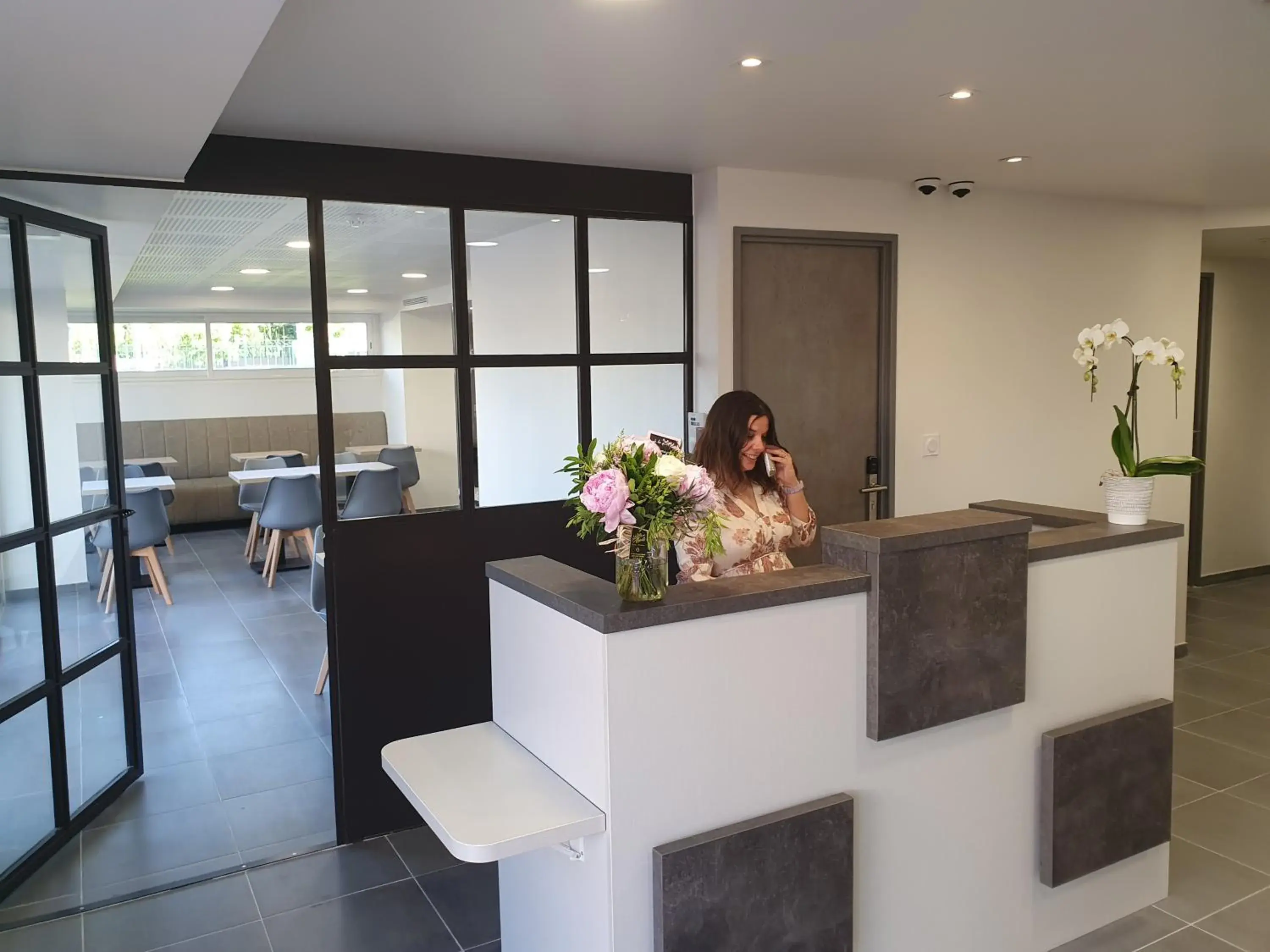 Lobby or reception in Hotel Le Virevent Lobby or reception in Hotel Le Virevent