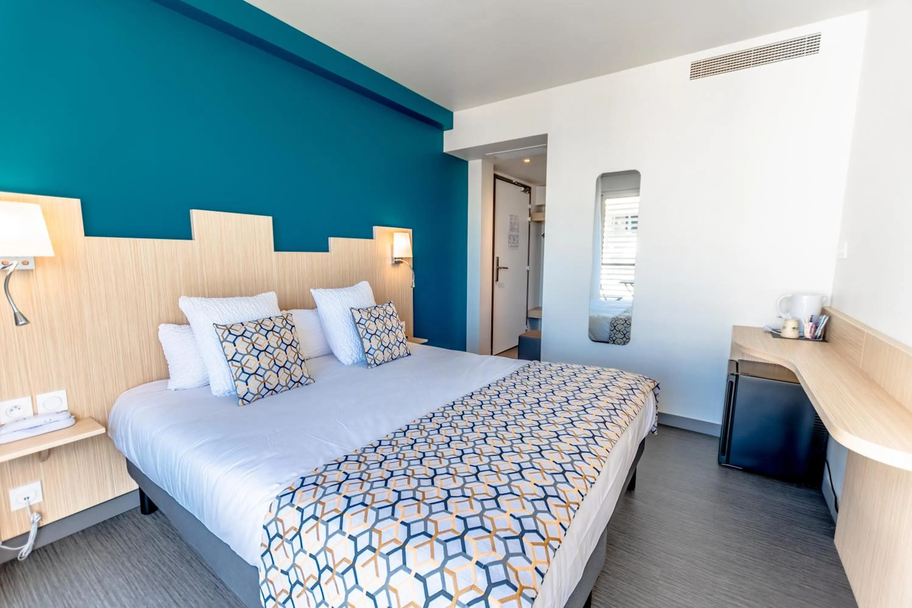 Bed in Hotel Le Virevent