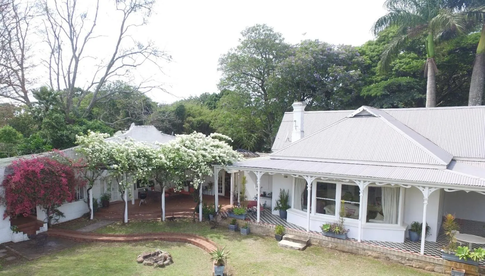 Property building in Sugar Hill Manor