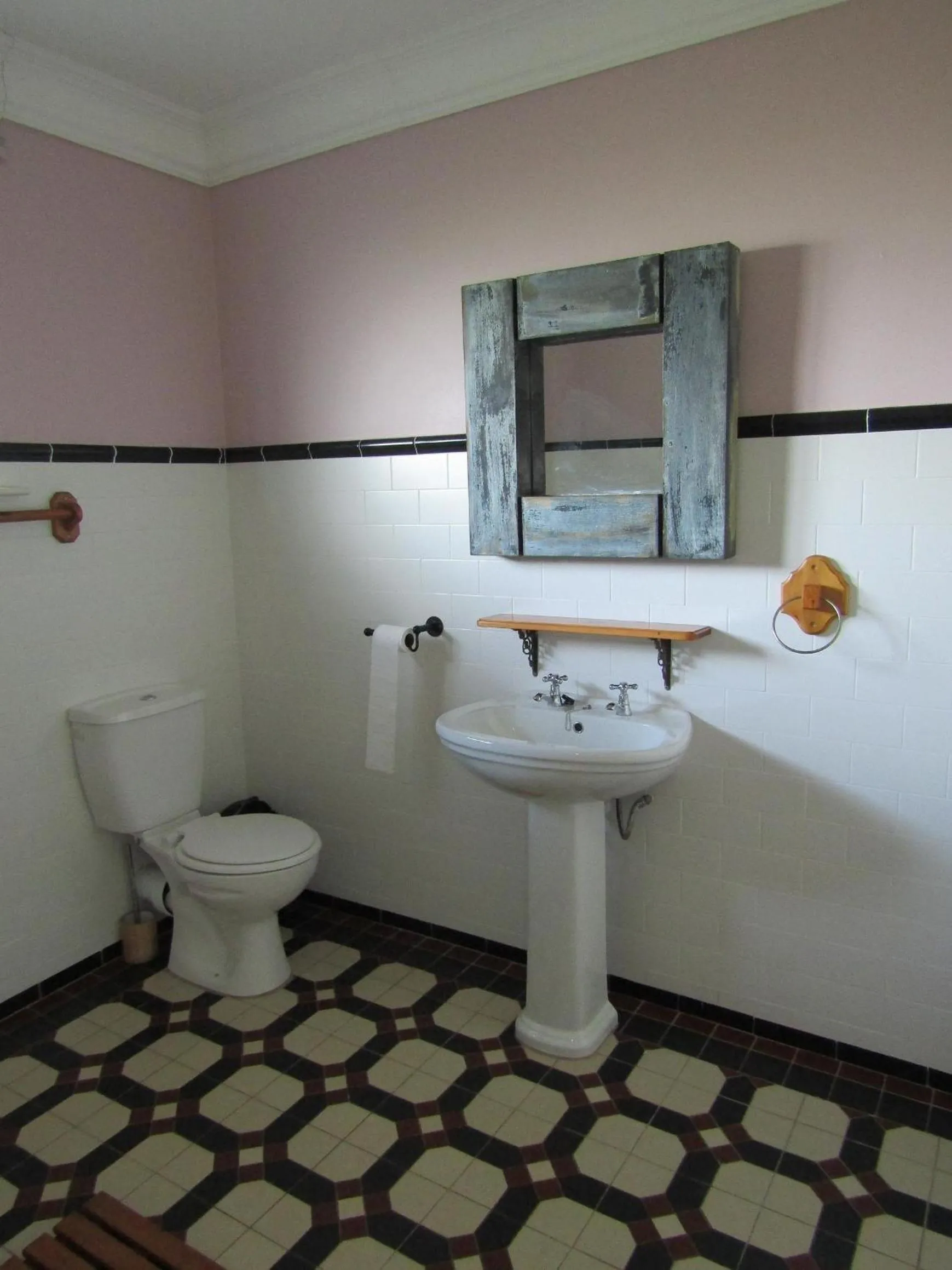 Bathroom in Sugar Hill Manor