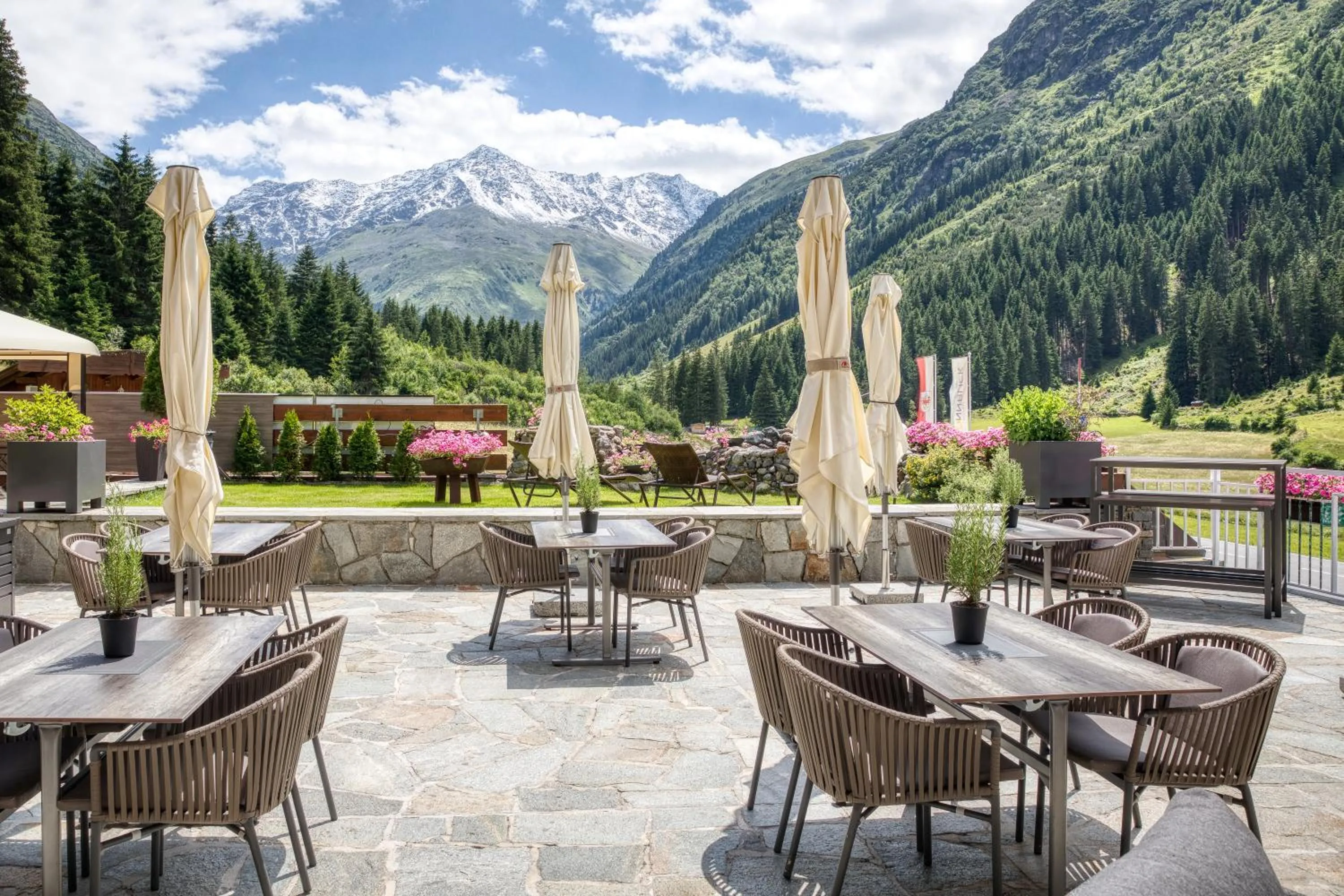 Property building in GenussHotel Sonnblick