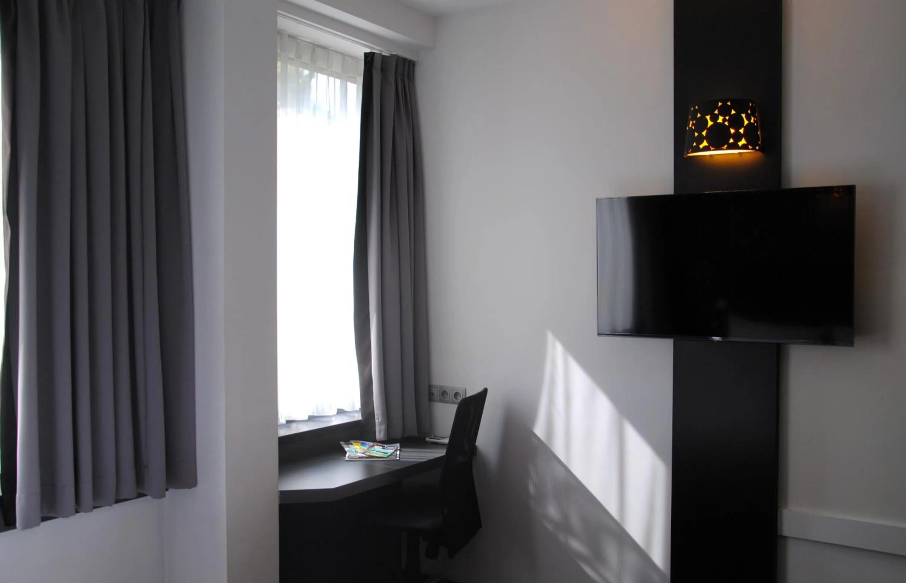 B&B HOTEL Brussels East Woluwe
