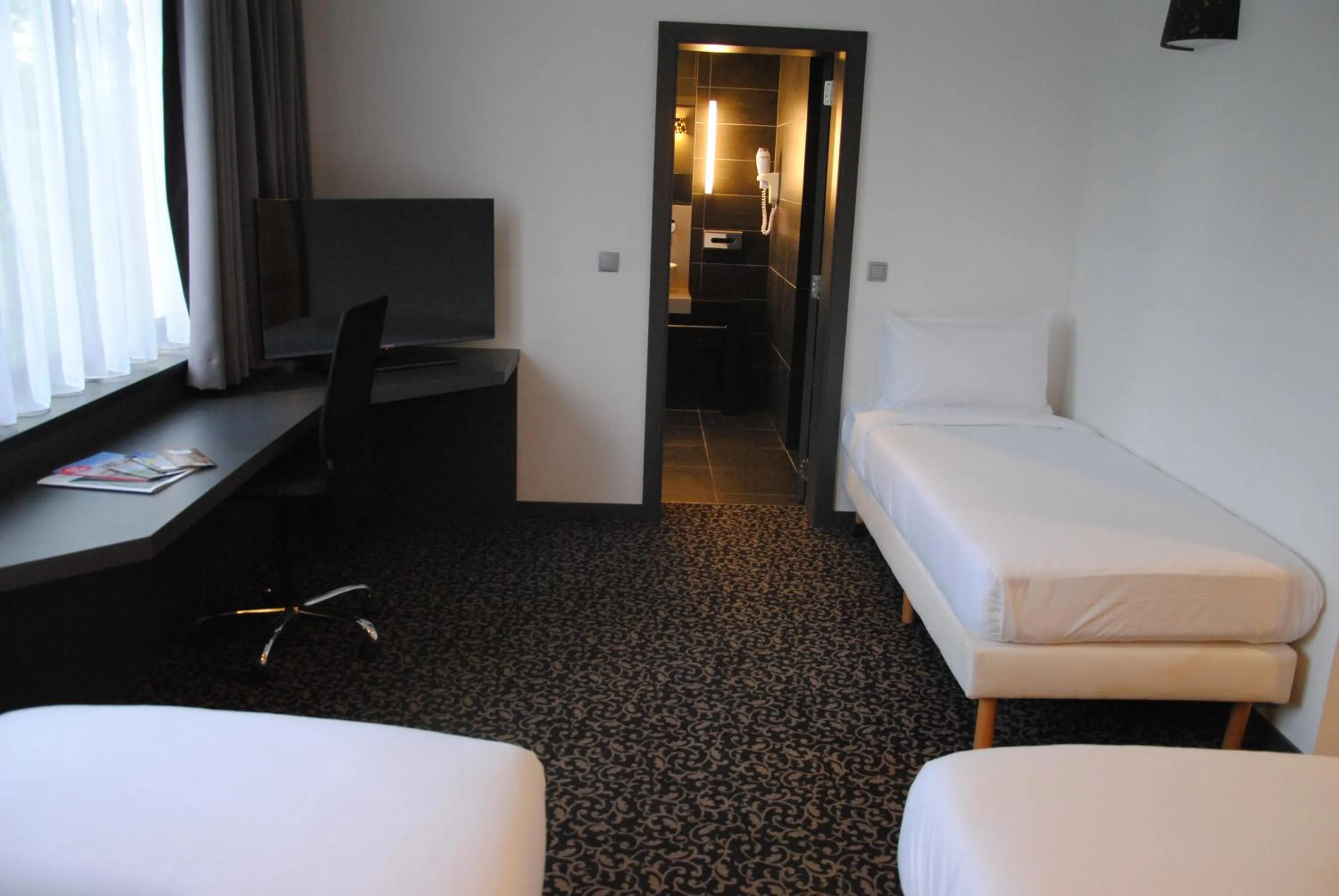 B&B HOTEL Brussels East Woluwe