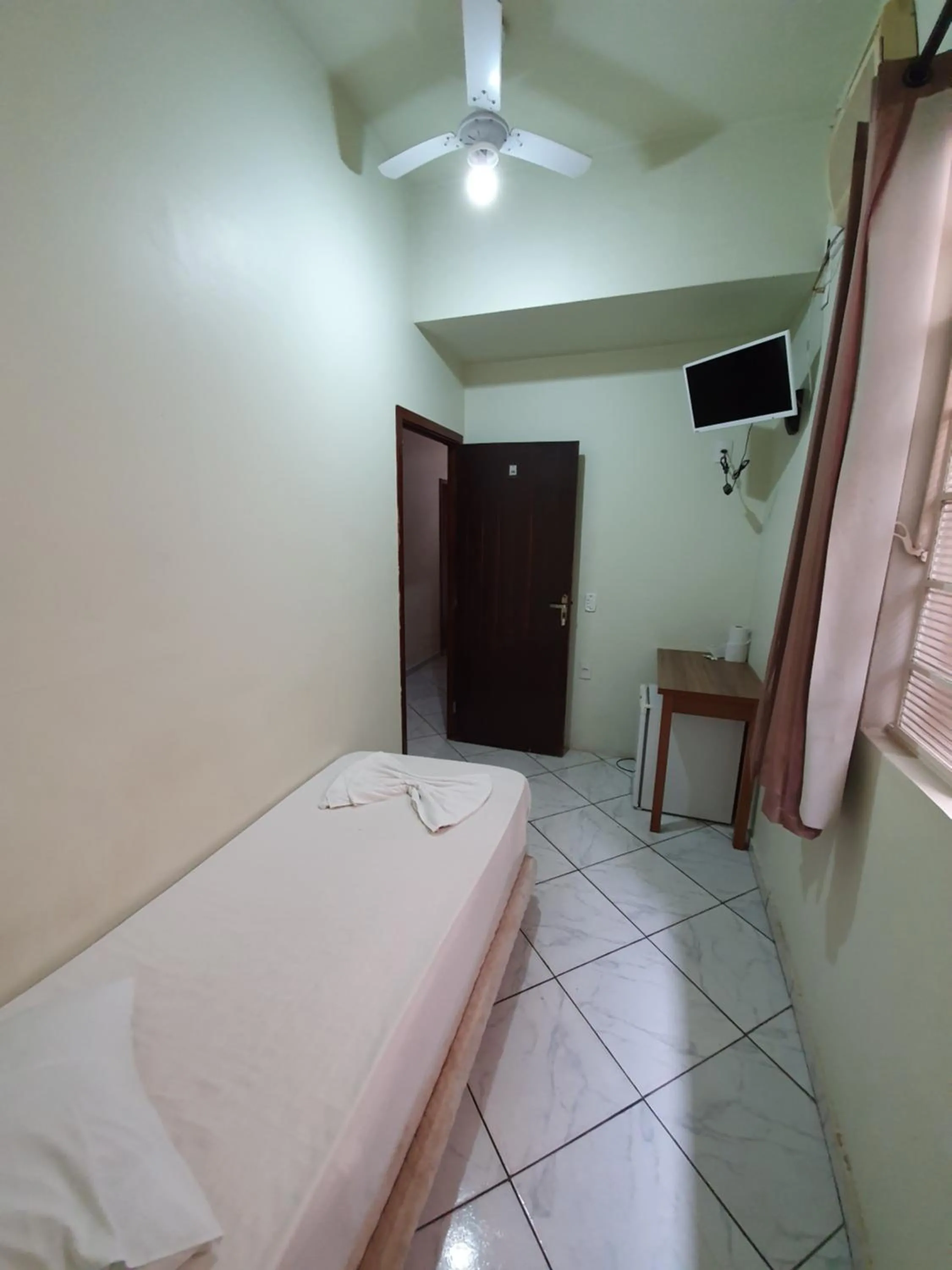 Bed in Hotel Goll