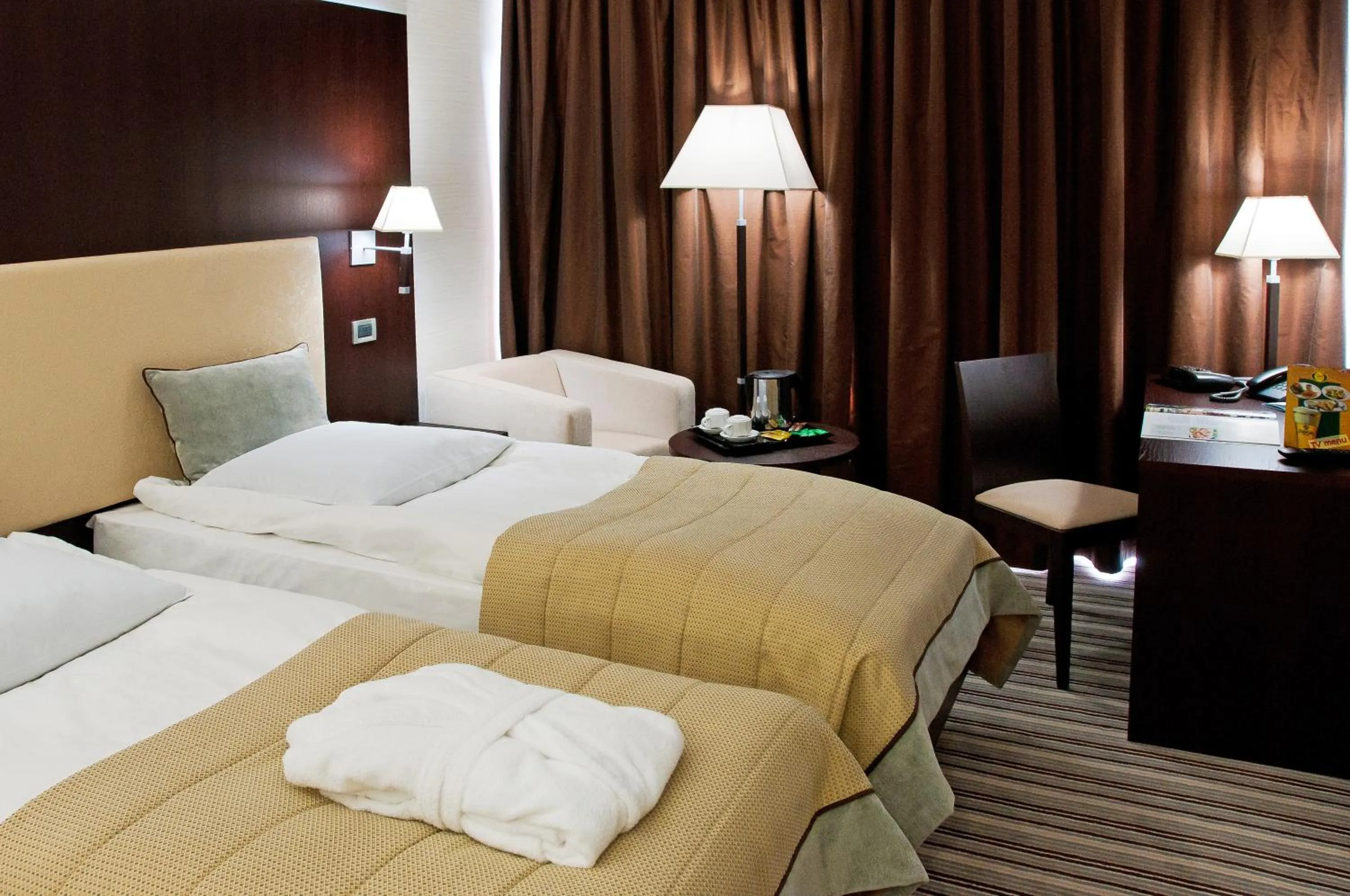 Photo of the whole room, Bed in Premier Hotel Dnister