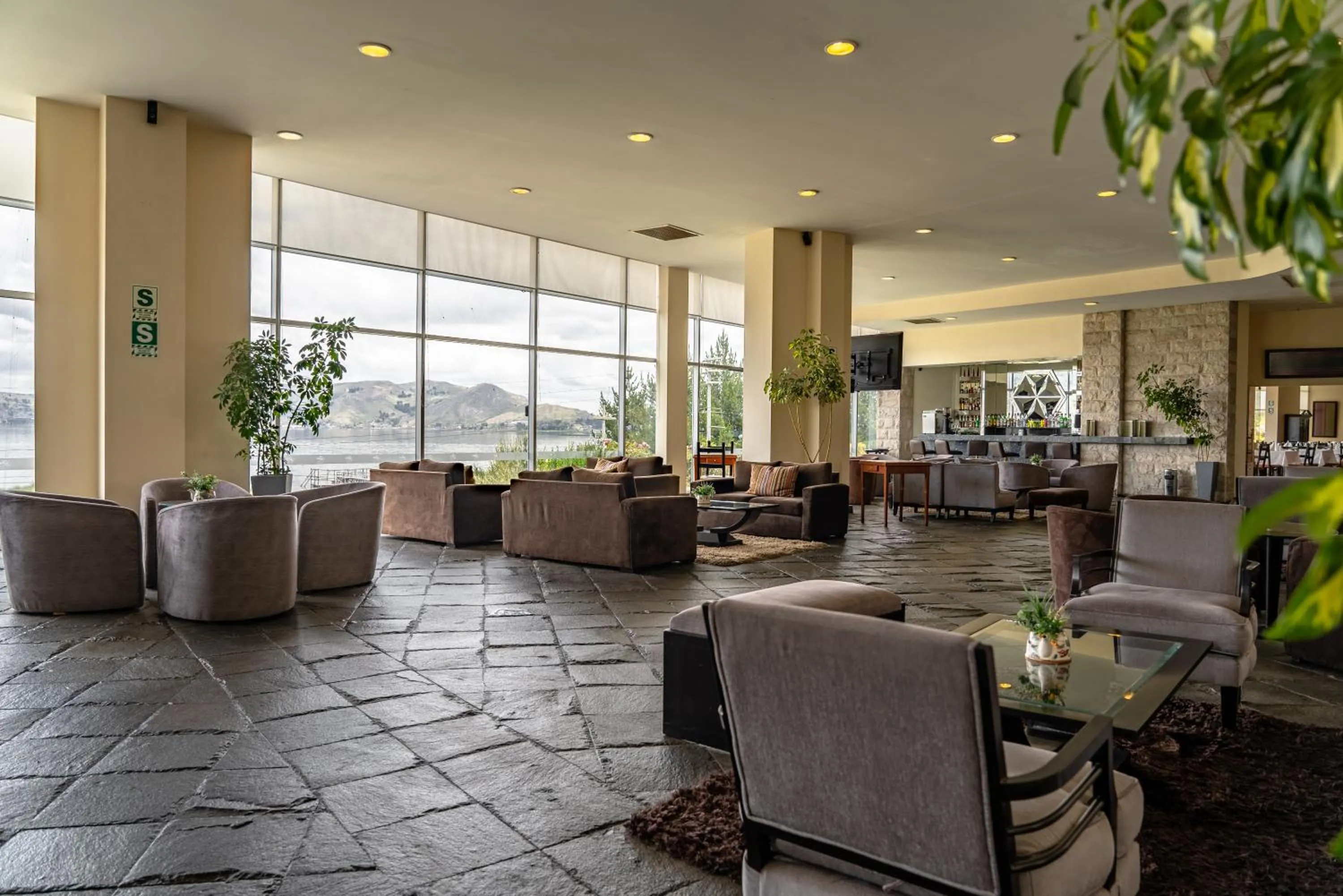 Lobby or reception in Hotel Jose Antonio Puno