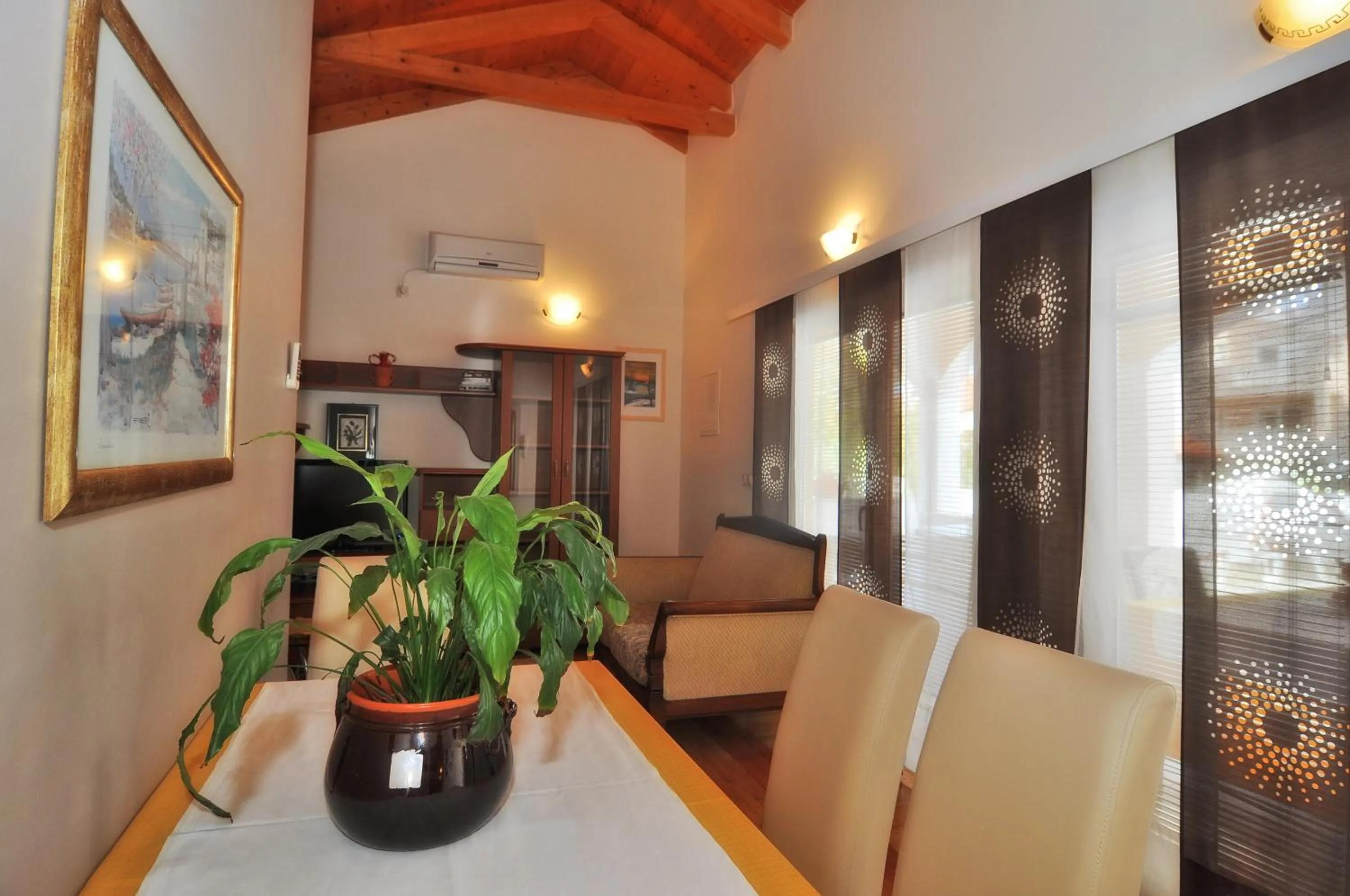 Dining area in Villa Vanilla with Heated Pool