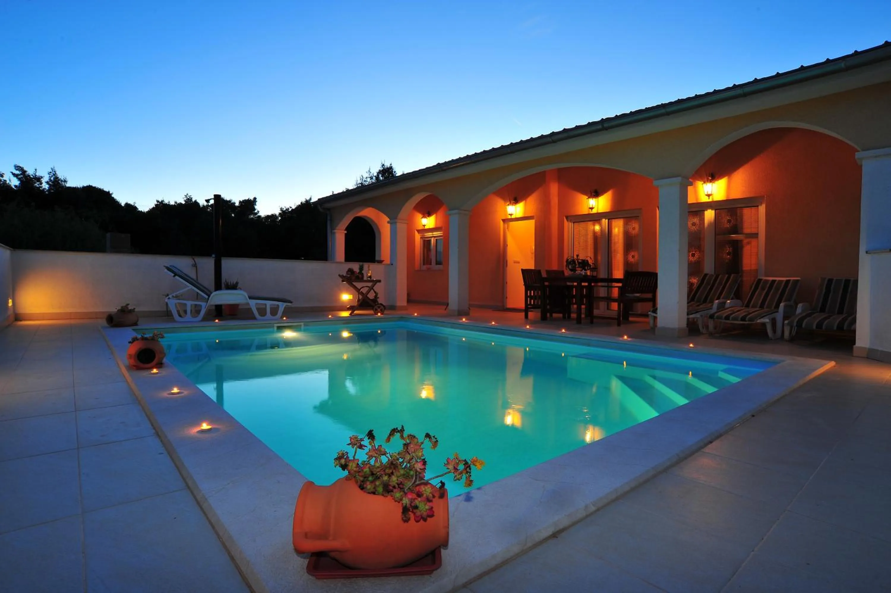 Night in Villa Vanilla with Heated Pool