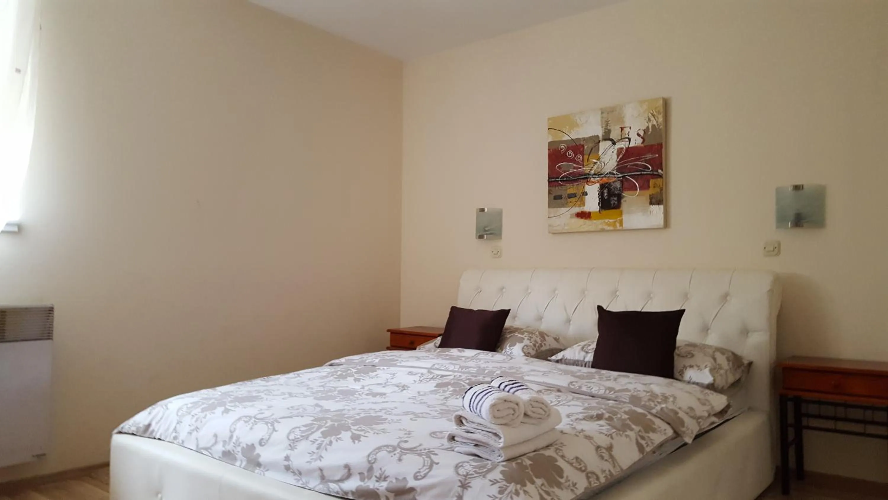 Bed in Villa Vanilla with Heated Pool