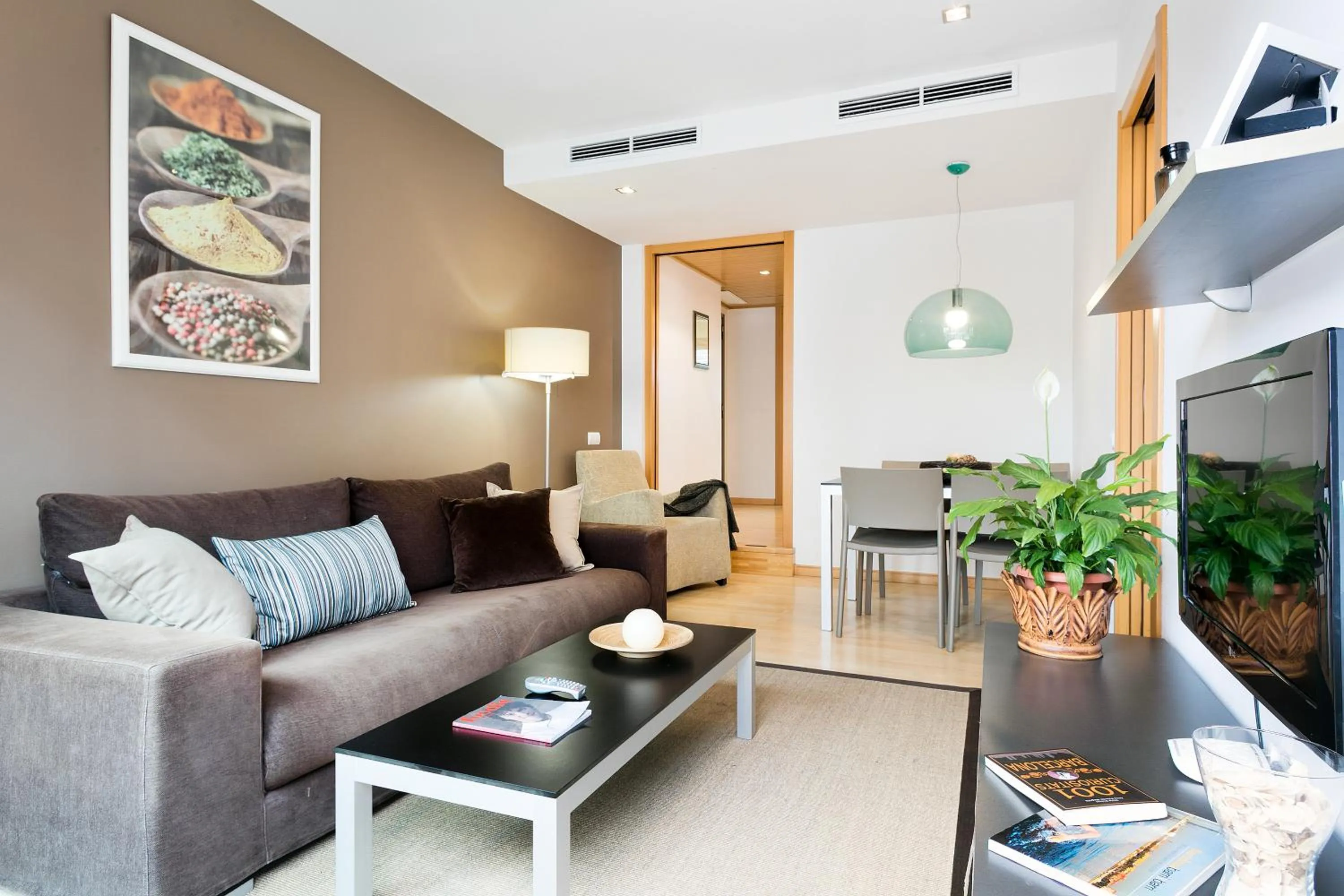 Living room in Lugaris Rambla Apartments