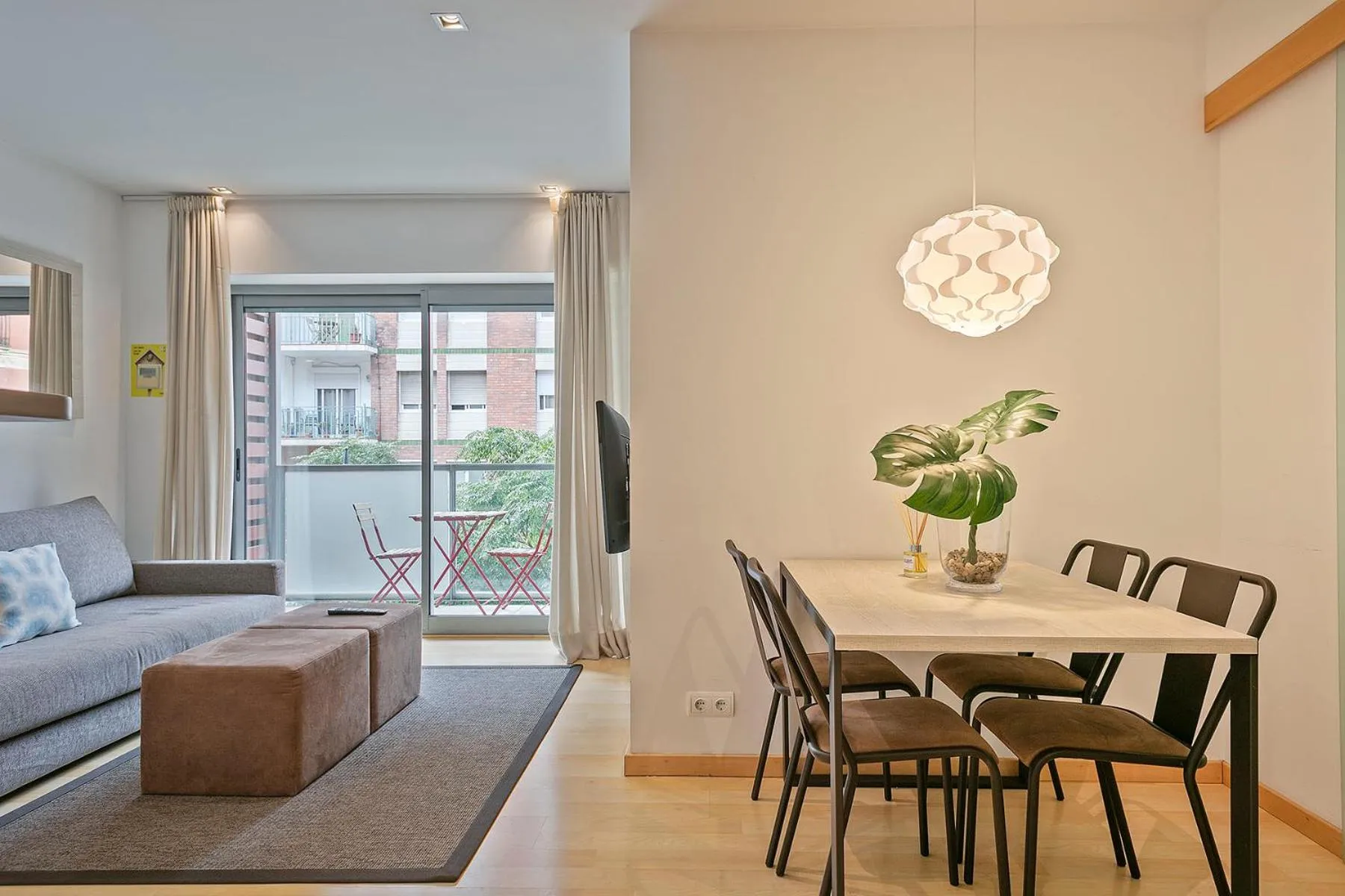 Living room in Lugaris Rambla Apartments