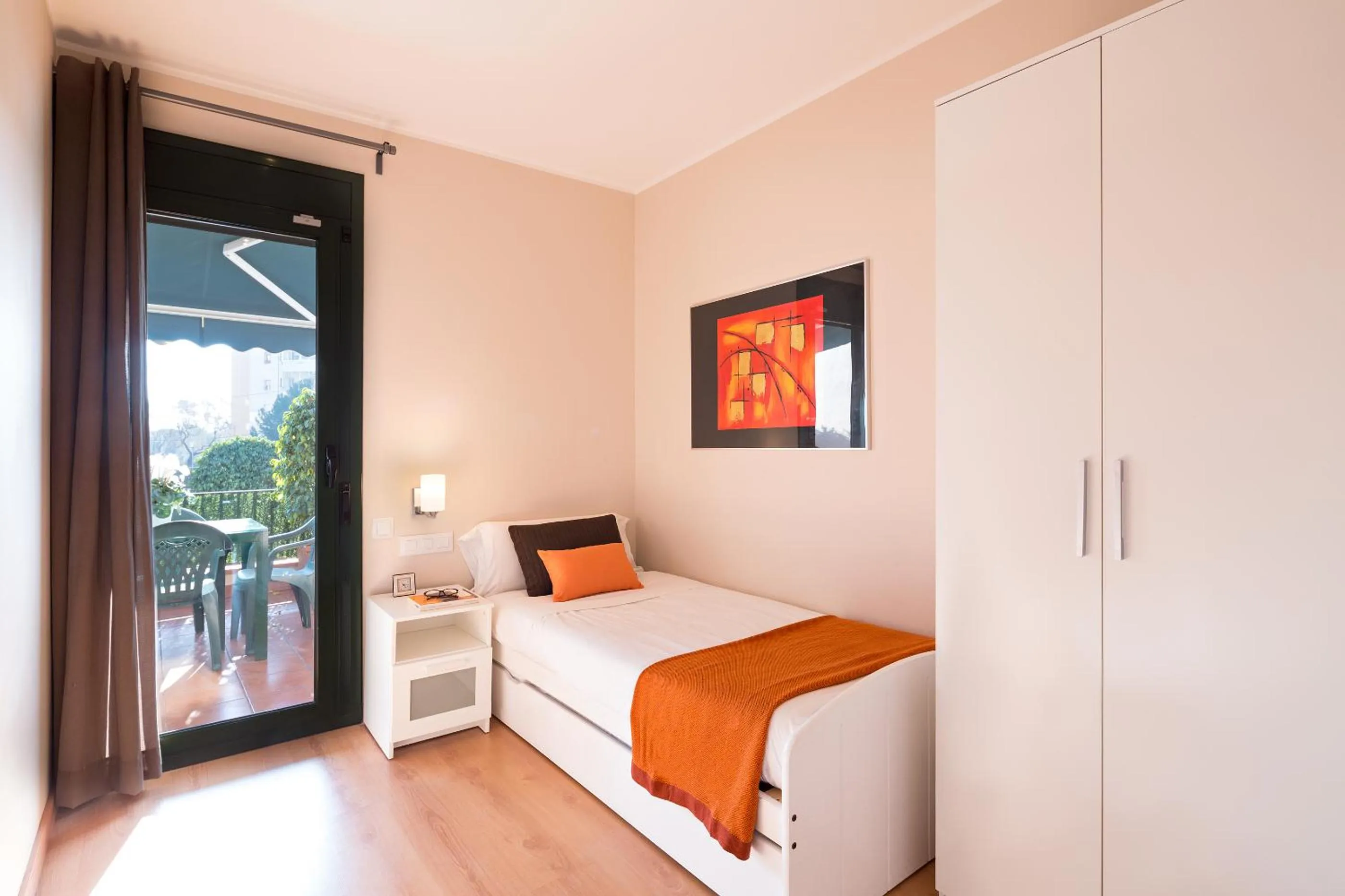 Bed in Lugaris Rambla Apartments