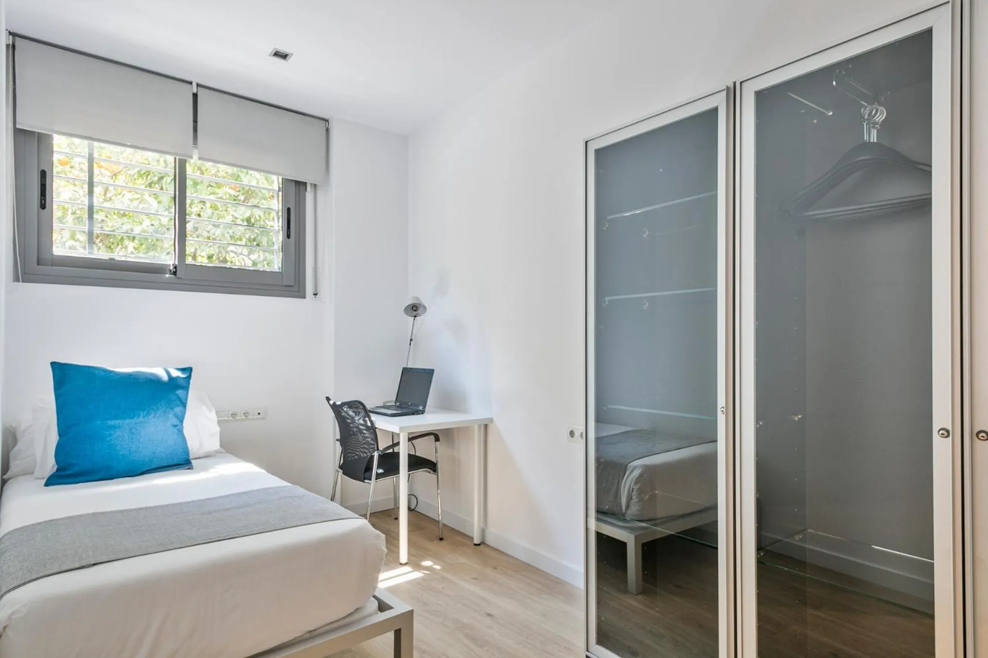 Bedroom, Bed in Lugaris Rambla Apartments