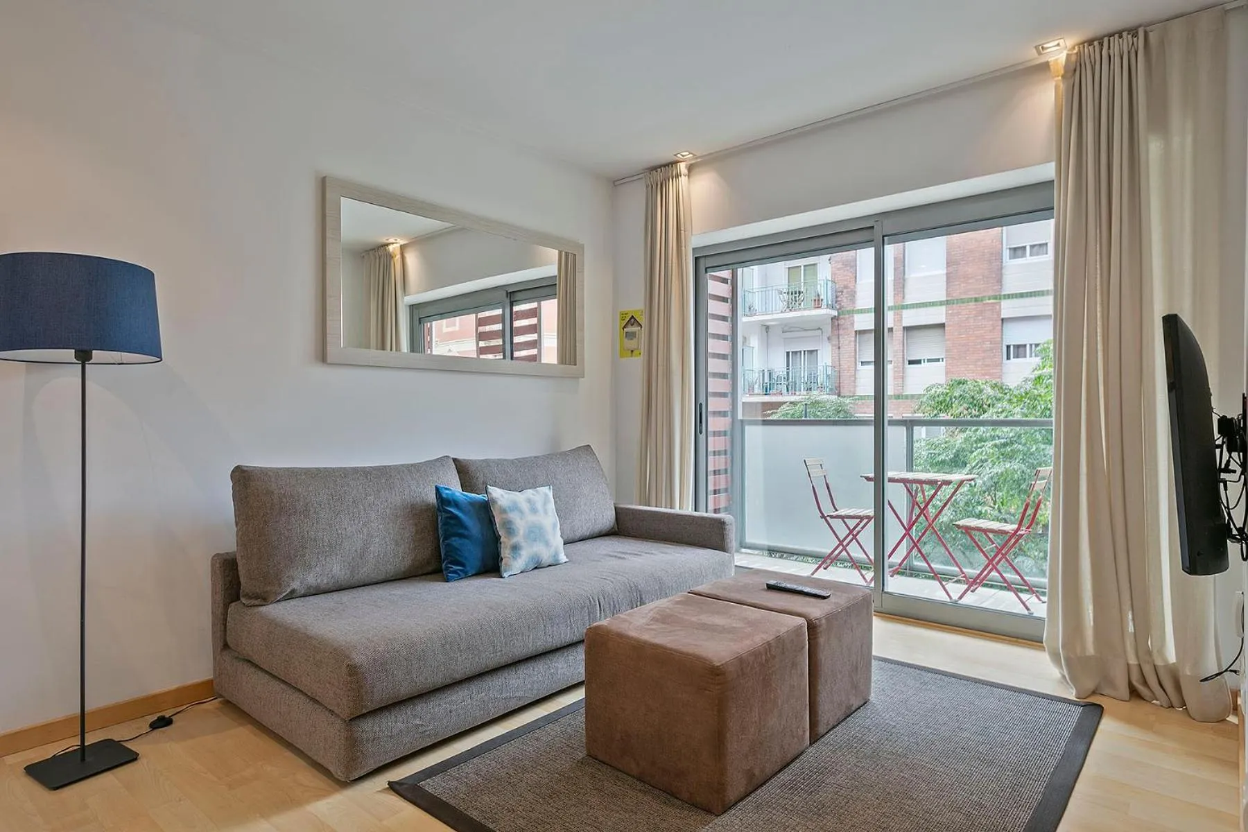 Living room in Lugaris Rambla Apartments