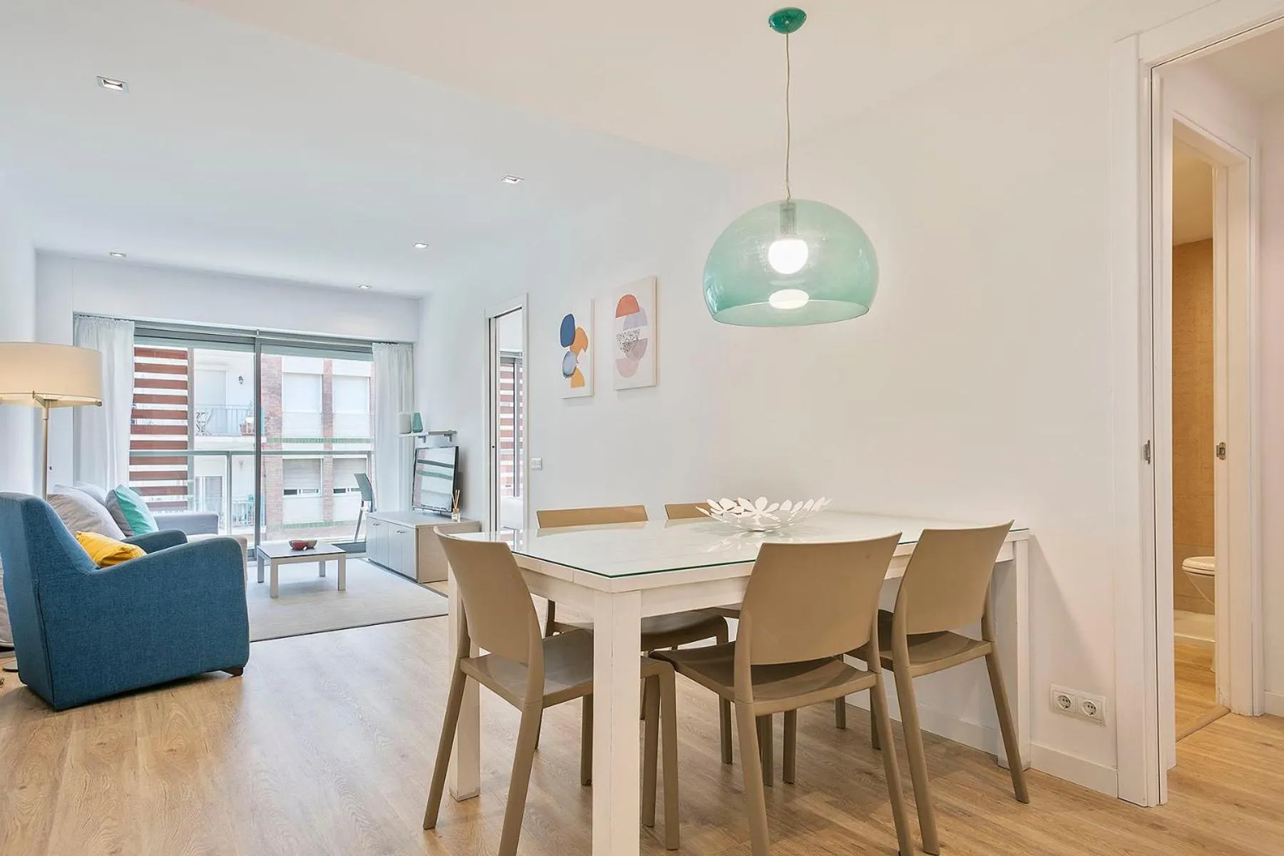 Dining area in Lugaris Rambla Apartments