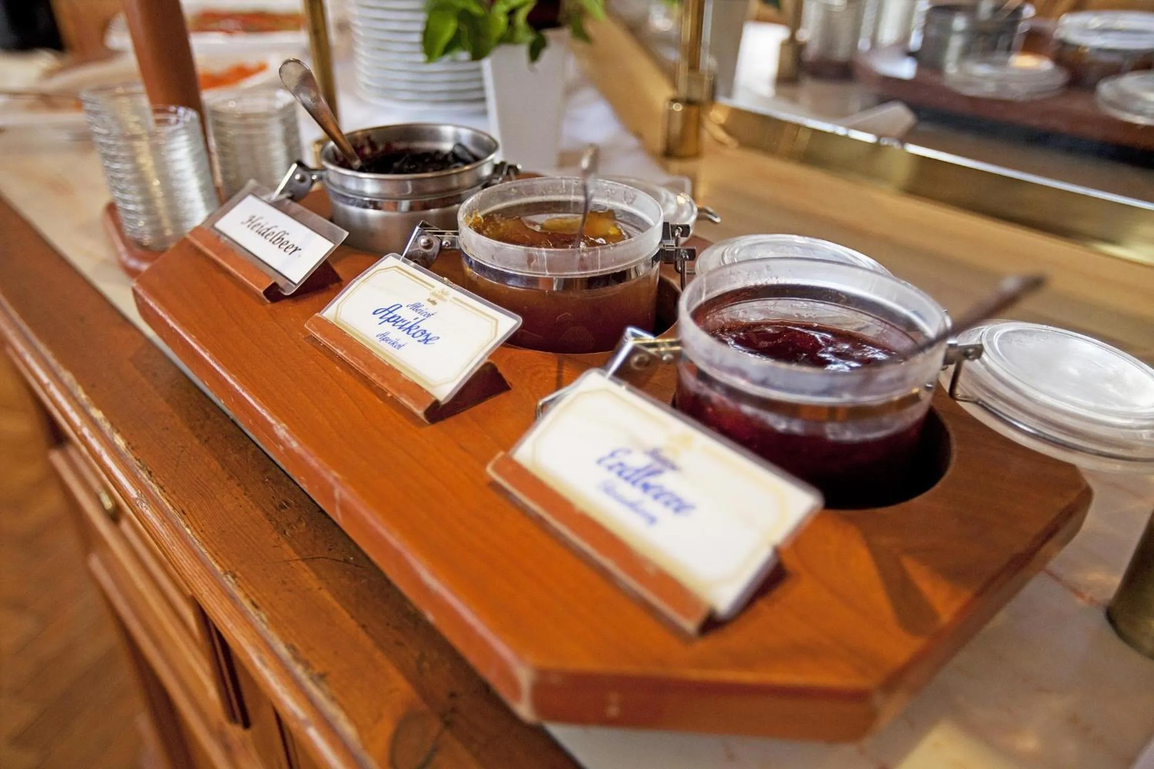 Food and drinks in Hotel Hirsch