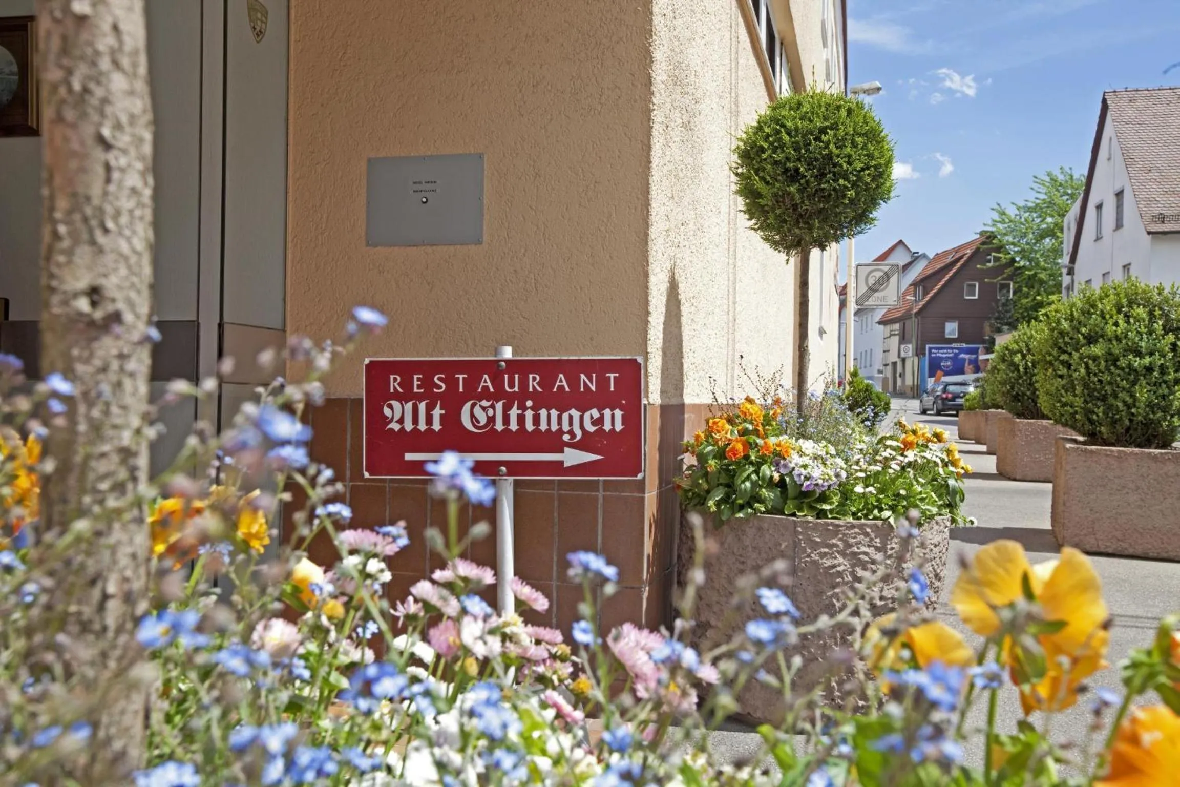 Facade/entrance in Hotel Hirsch