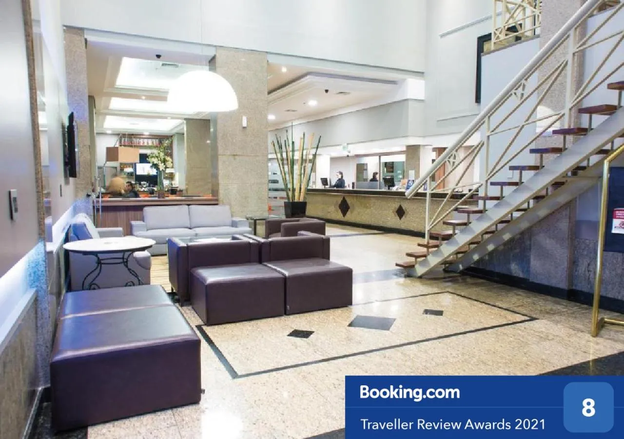 Living room in Hotel Continental Business - 200 metros do Complexo Hospitalar Santa Casa