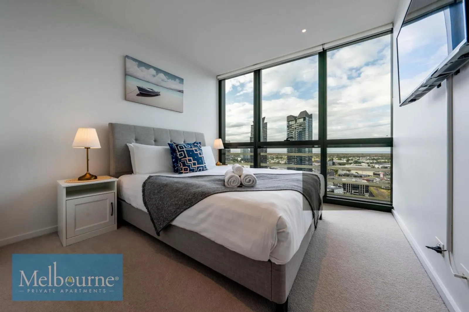 Bedroom, Bed in Melbourne Private Apartments - Collins Street Waterfront, Docklands