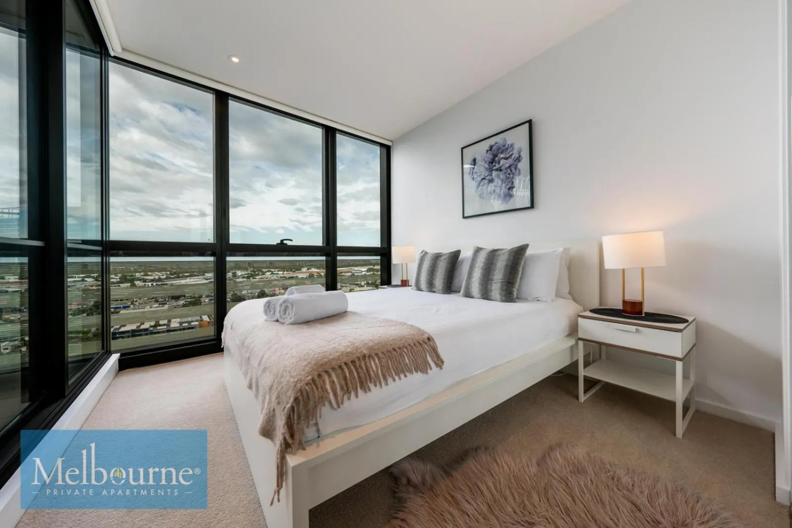 Bedroom, Bed in Melbourne Private Apartments - Collins Street Waterfront, Docklands
