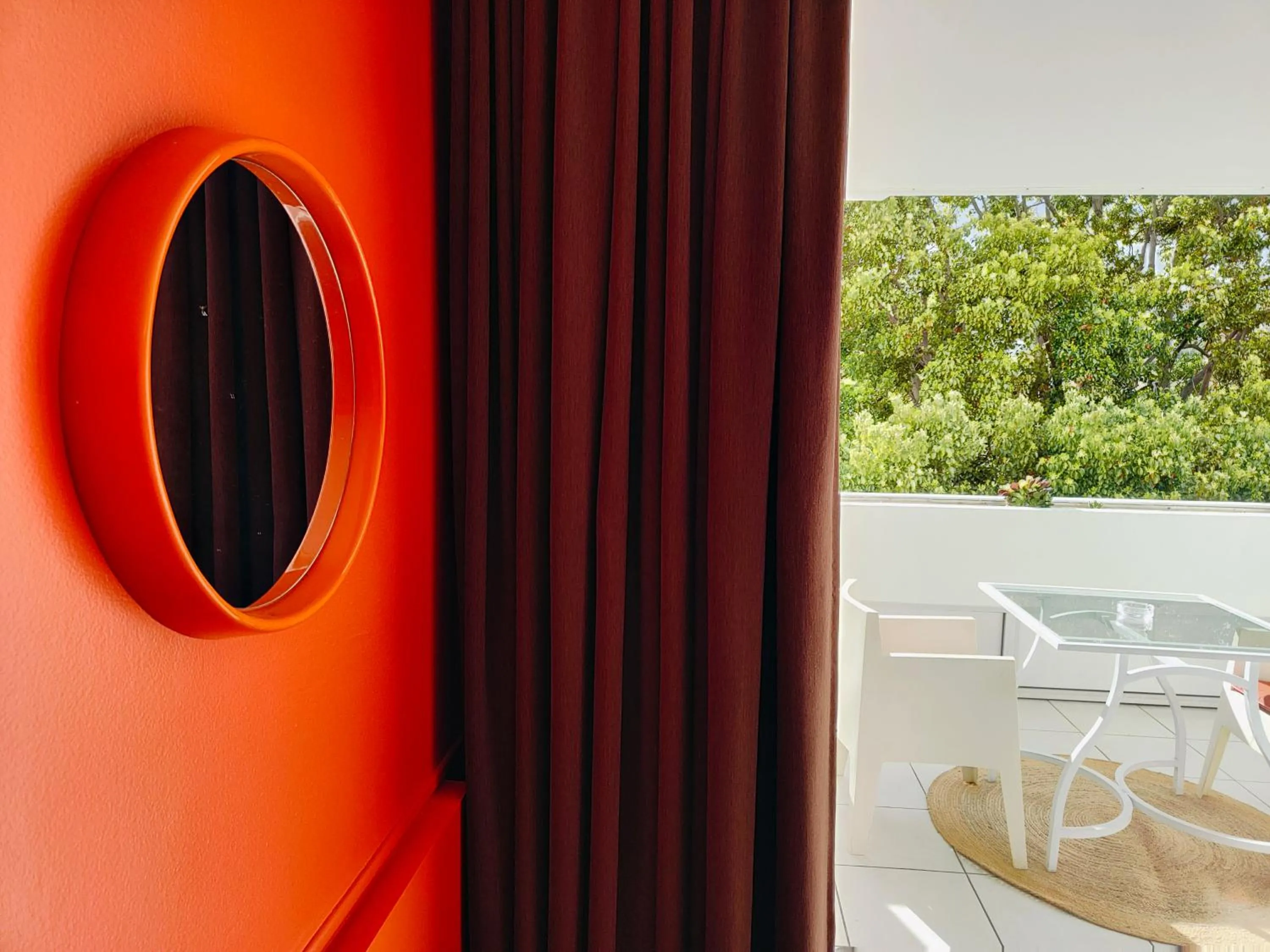 Decorative detail in Royal Cottage Pamela Hotel Cassis