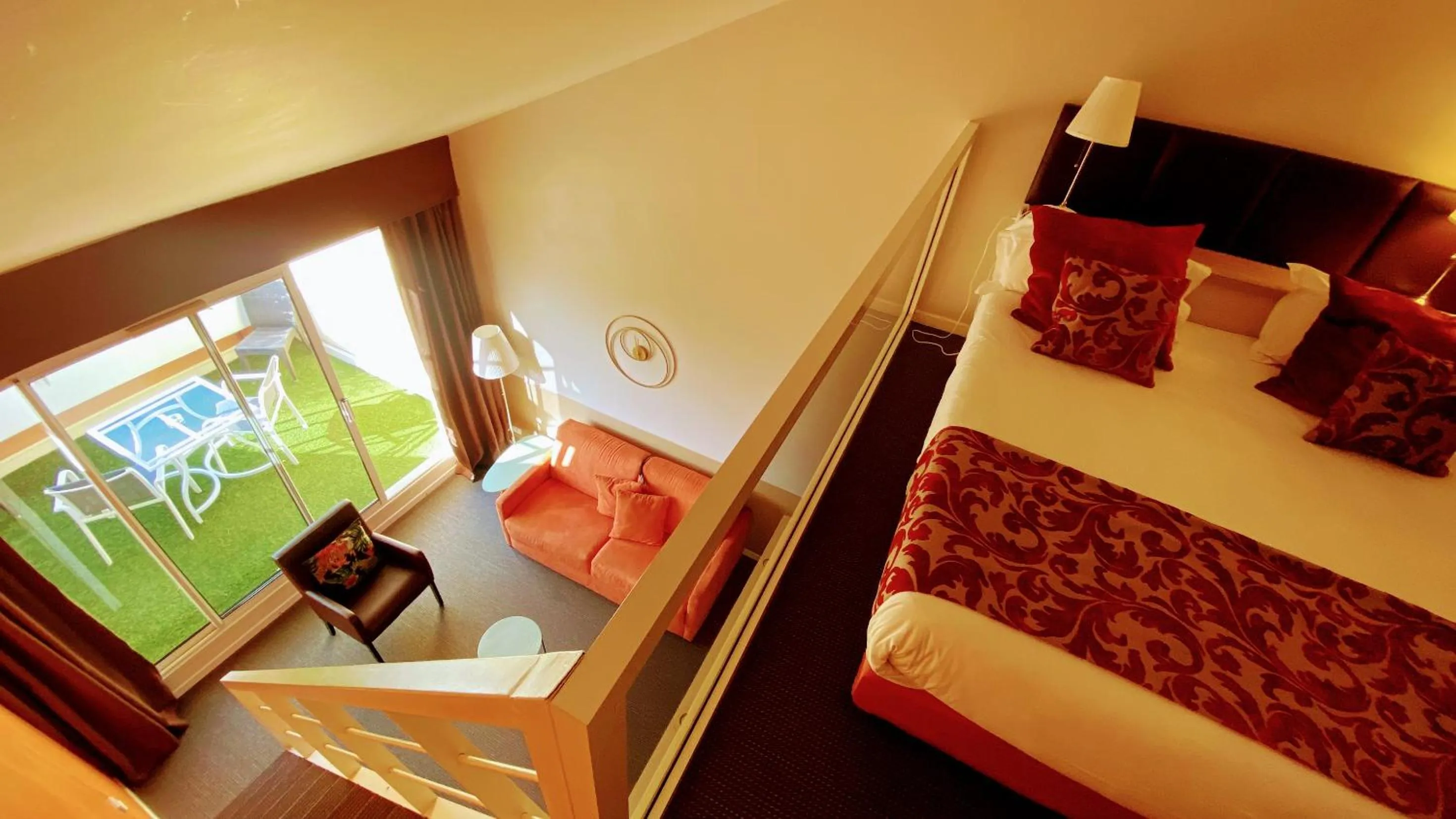 Bed in Royal Cottage Pamela Hotel Cassis