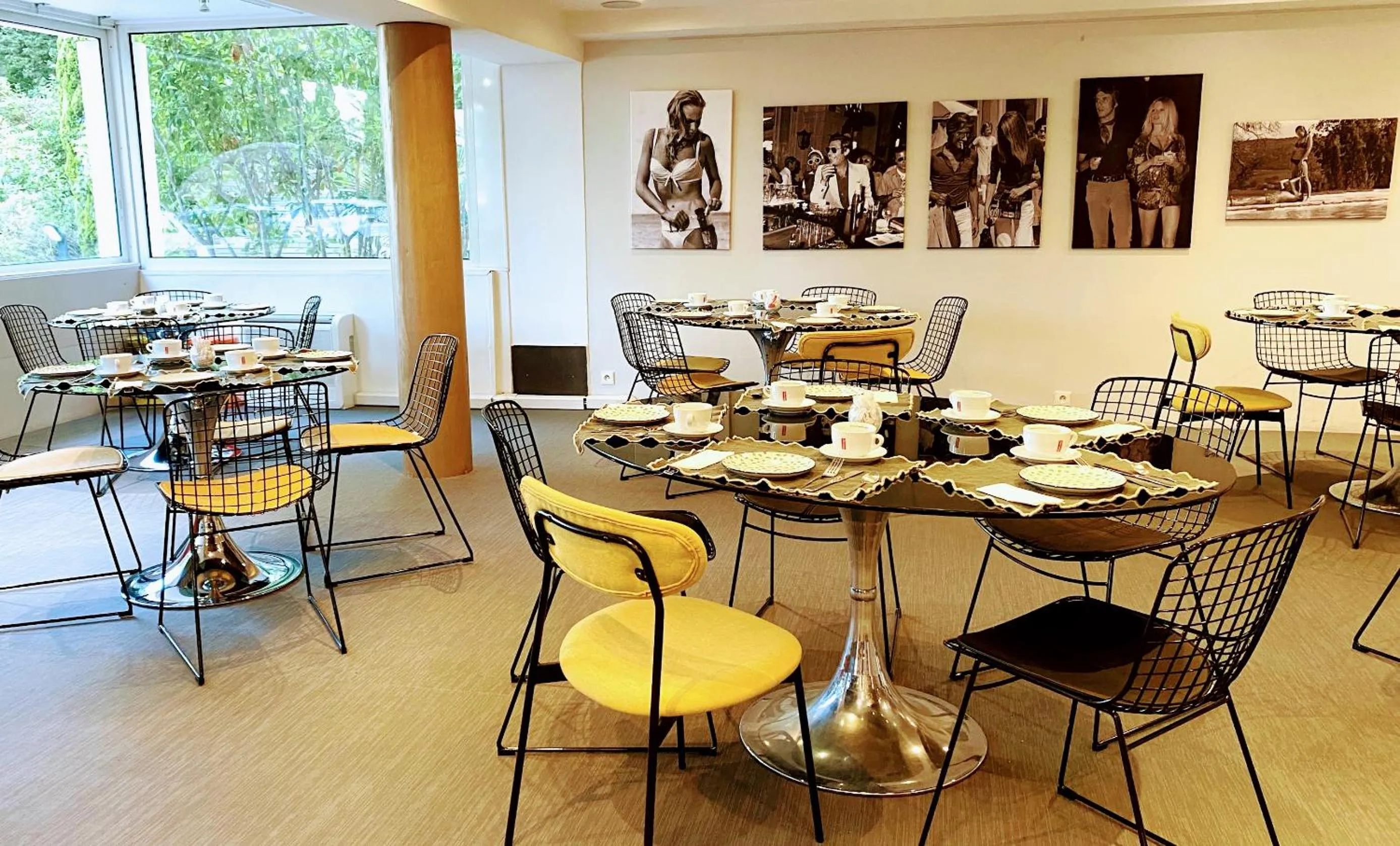 Restaurant/places to eat in Royal Cottage Pamela Hotel Cassis