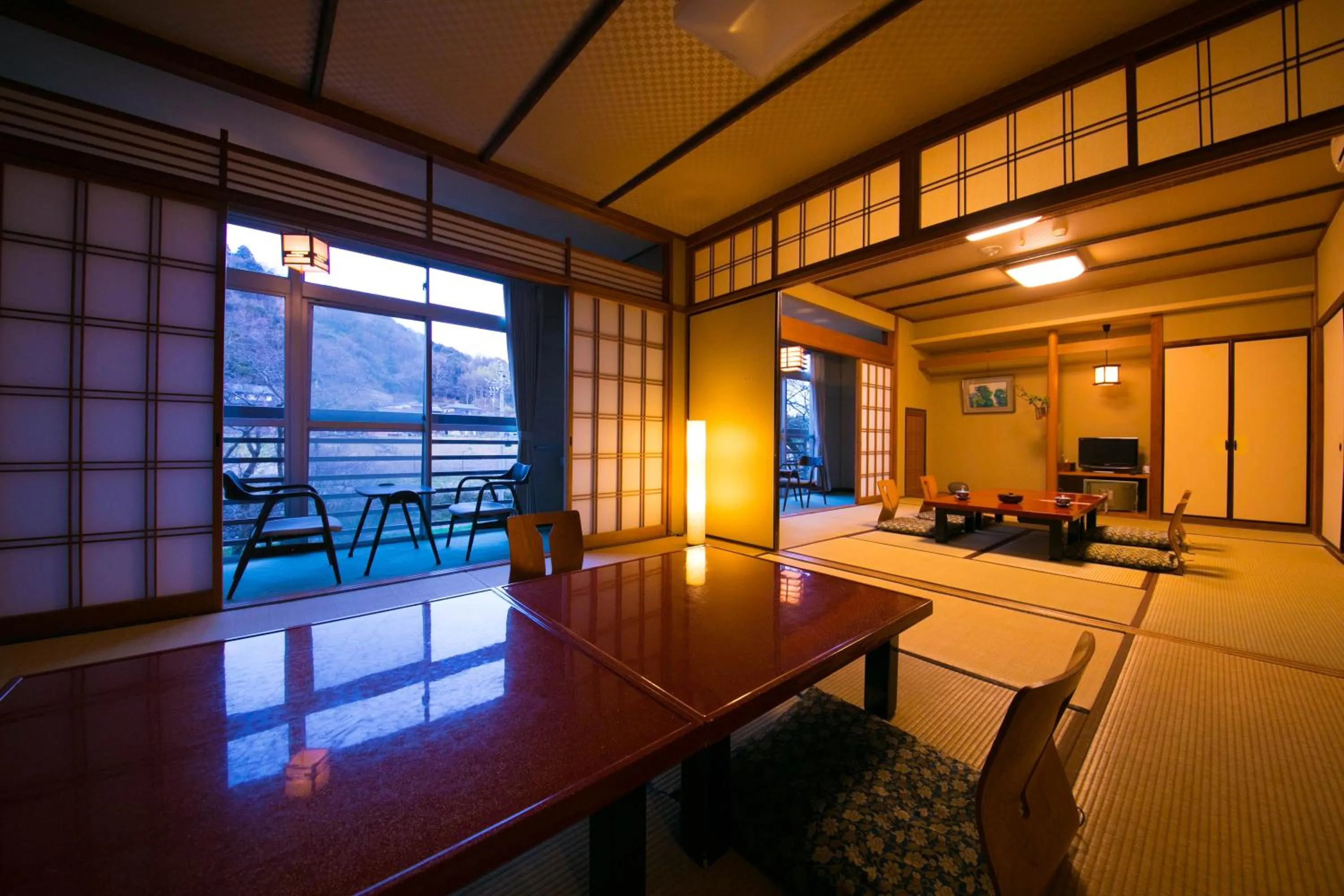 Photo of the whole room in Ryokan Seishounagon