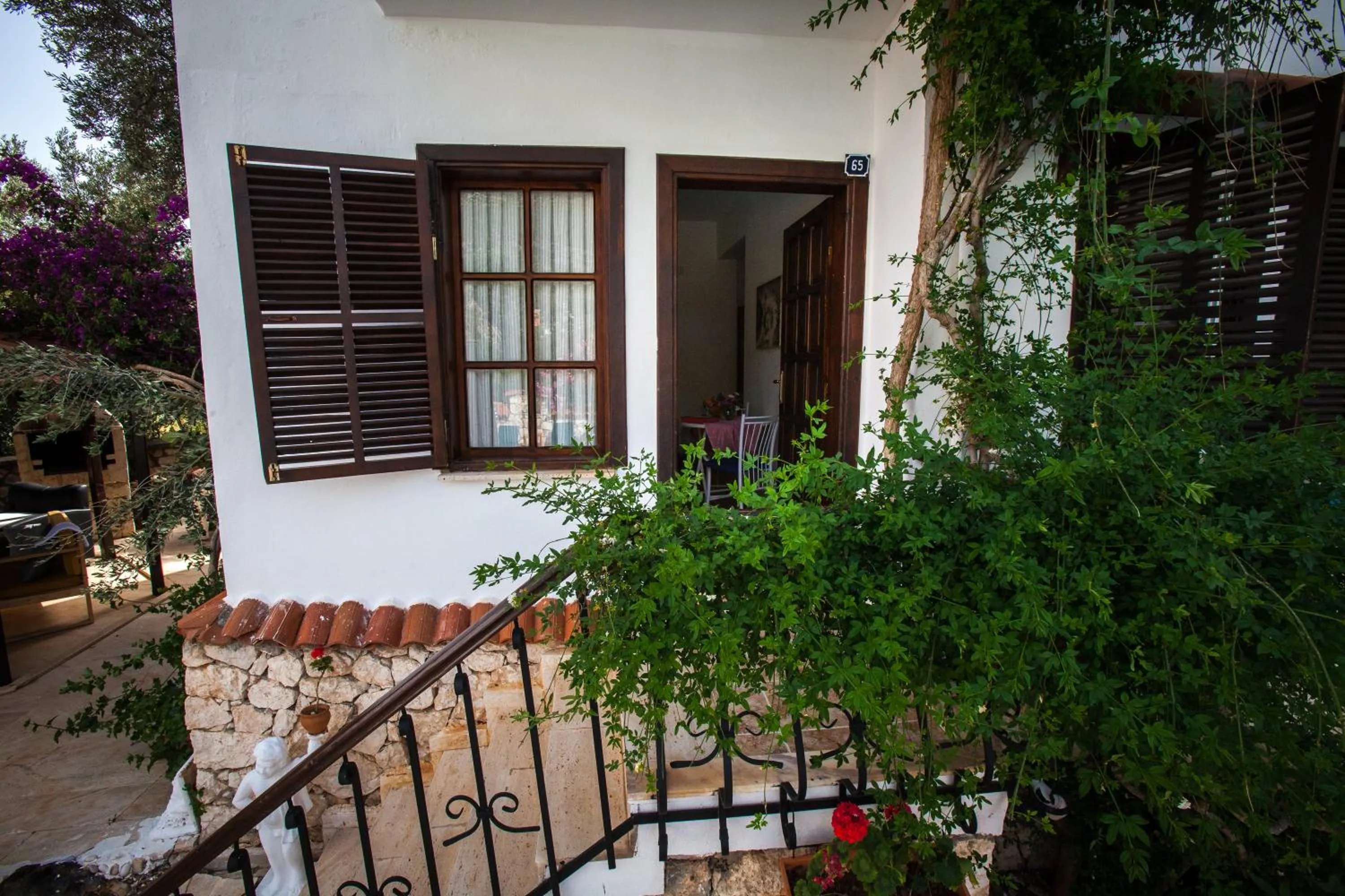 Papermoon Hotel & Apartments