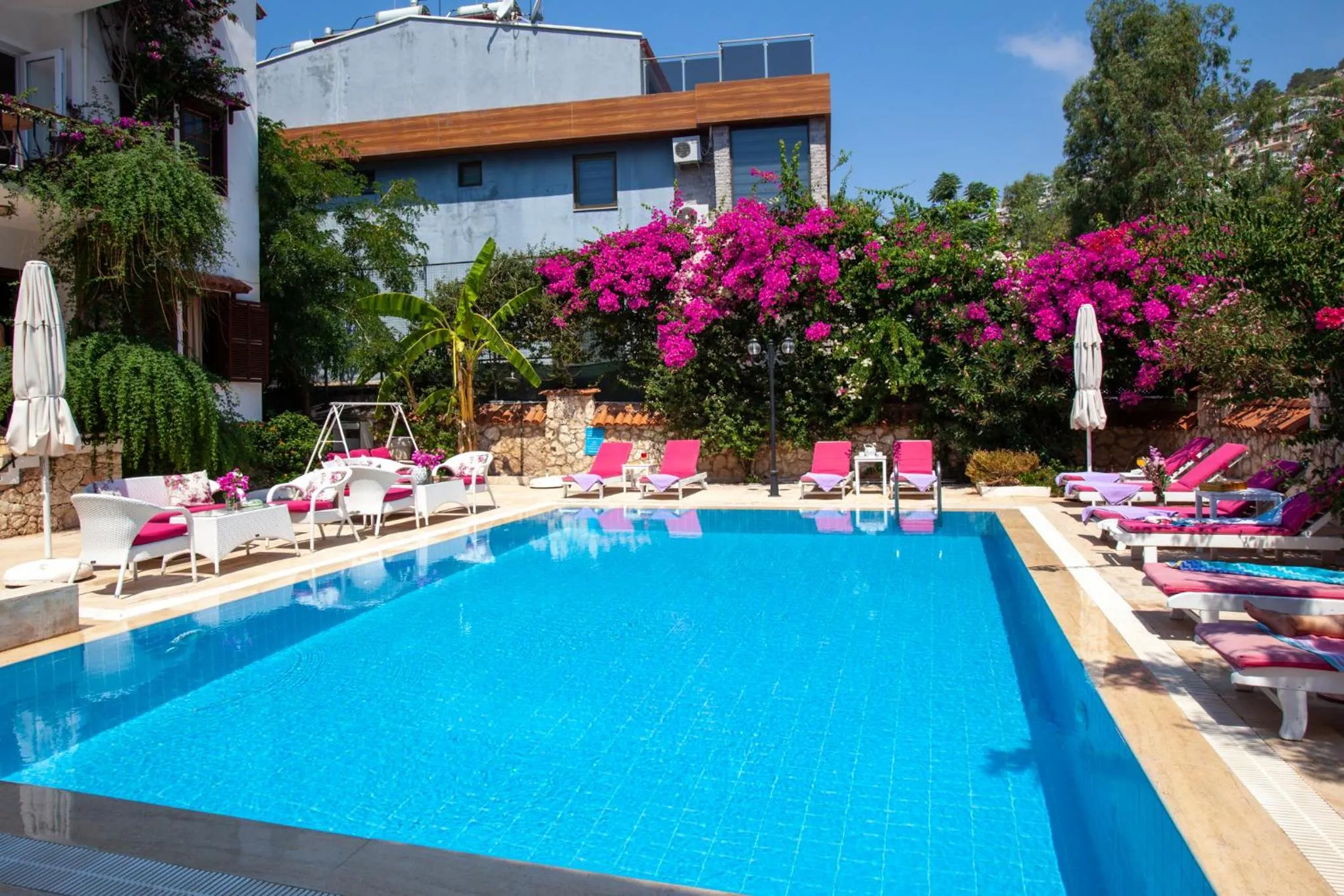 Papermoon Hotel & Apartments