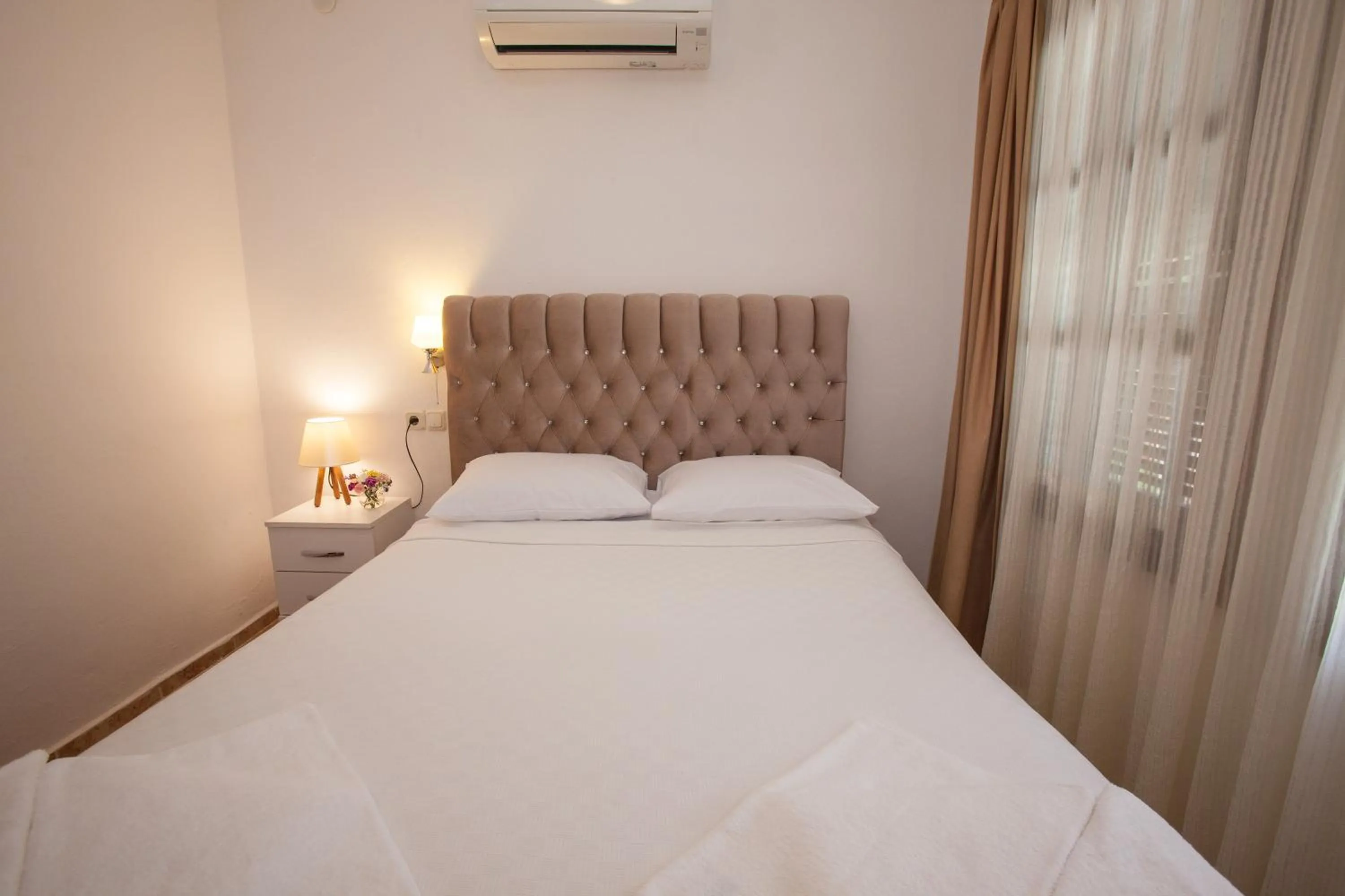 Papermoon Hotel & Apartments