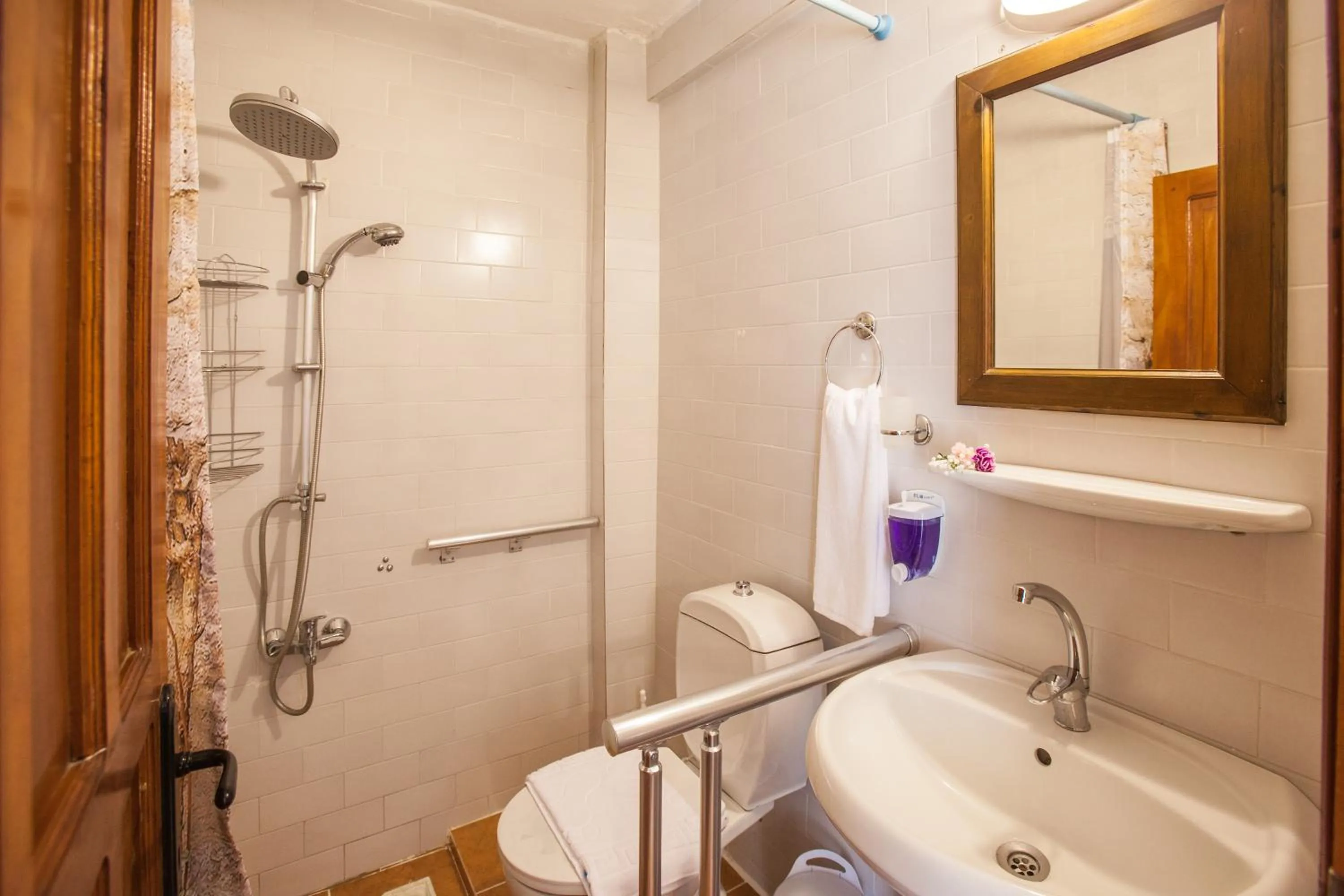 Papermoon Hotel & Apartments