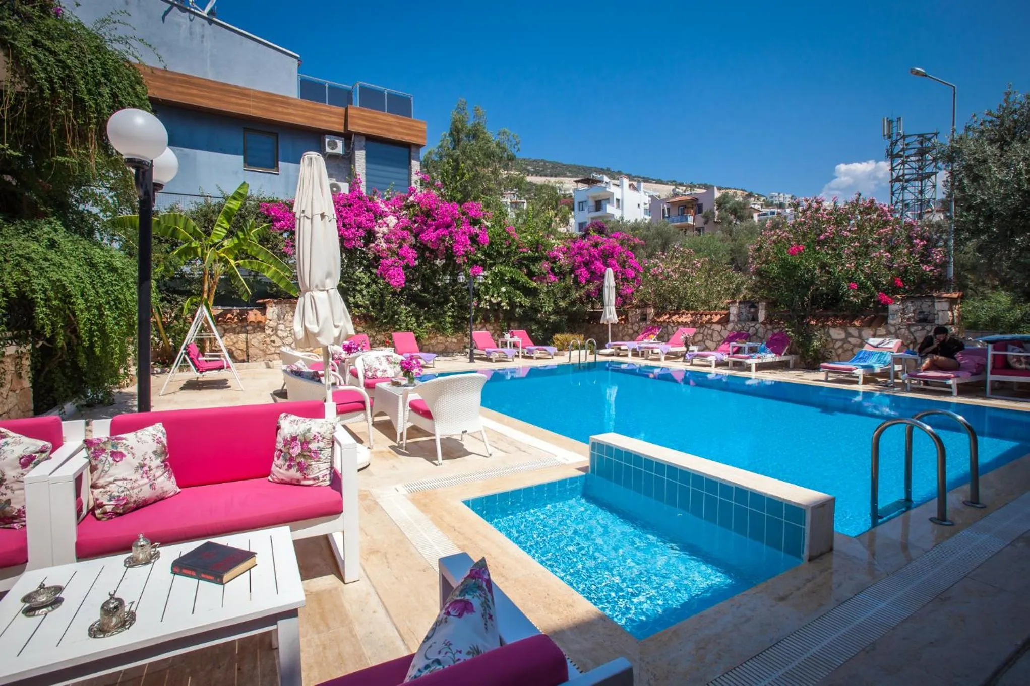 Papermoon Hotel & Apartments