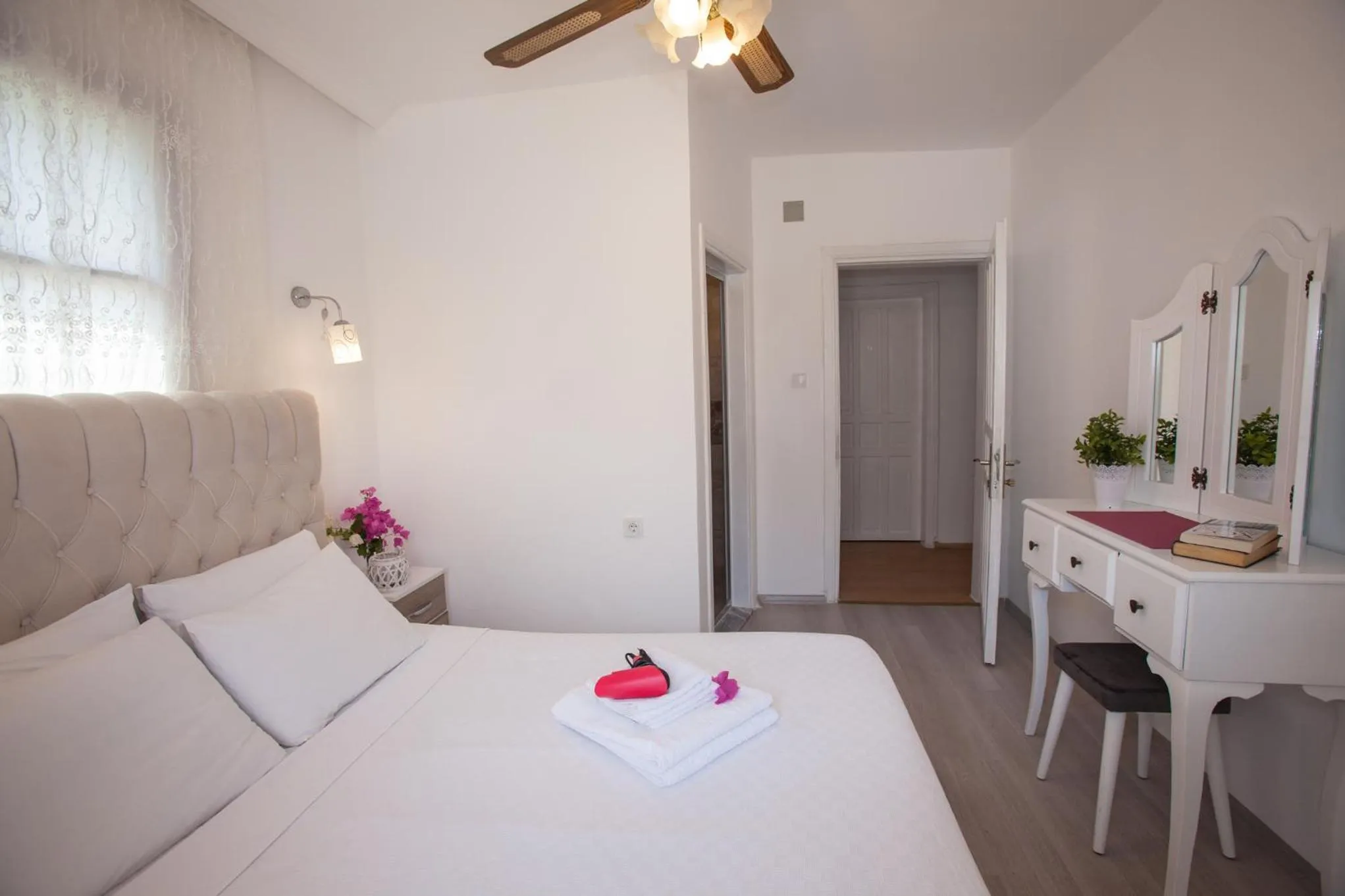 Papermoon Hotel & Apartments