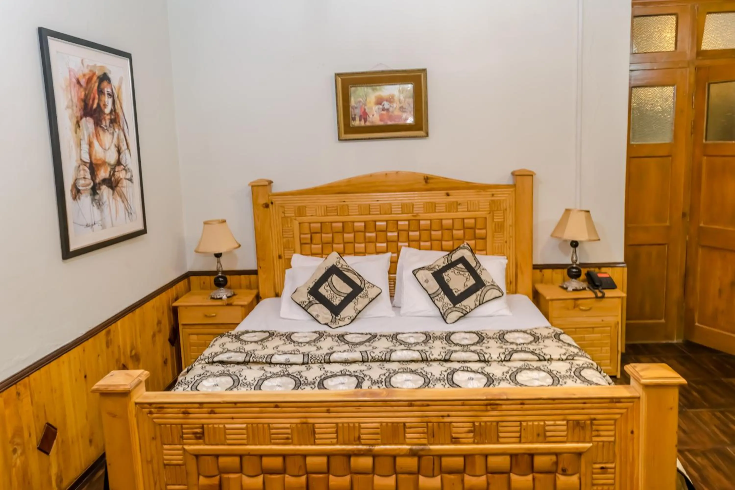Pine Top Hotel Murree