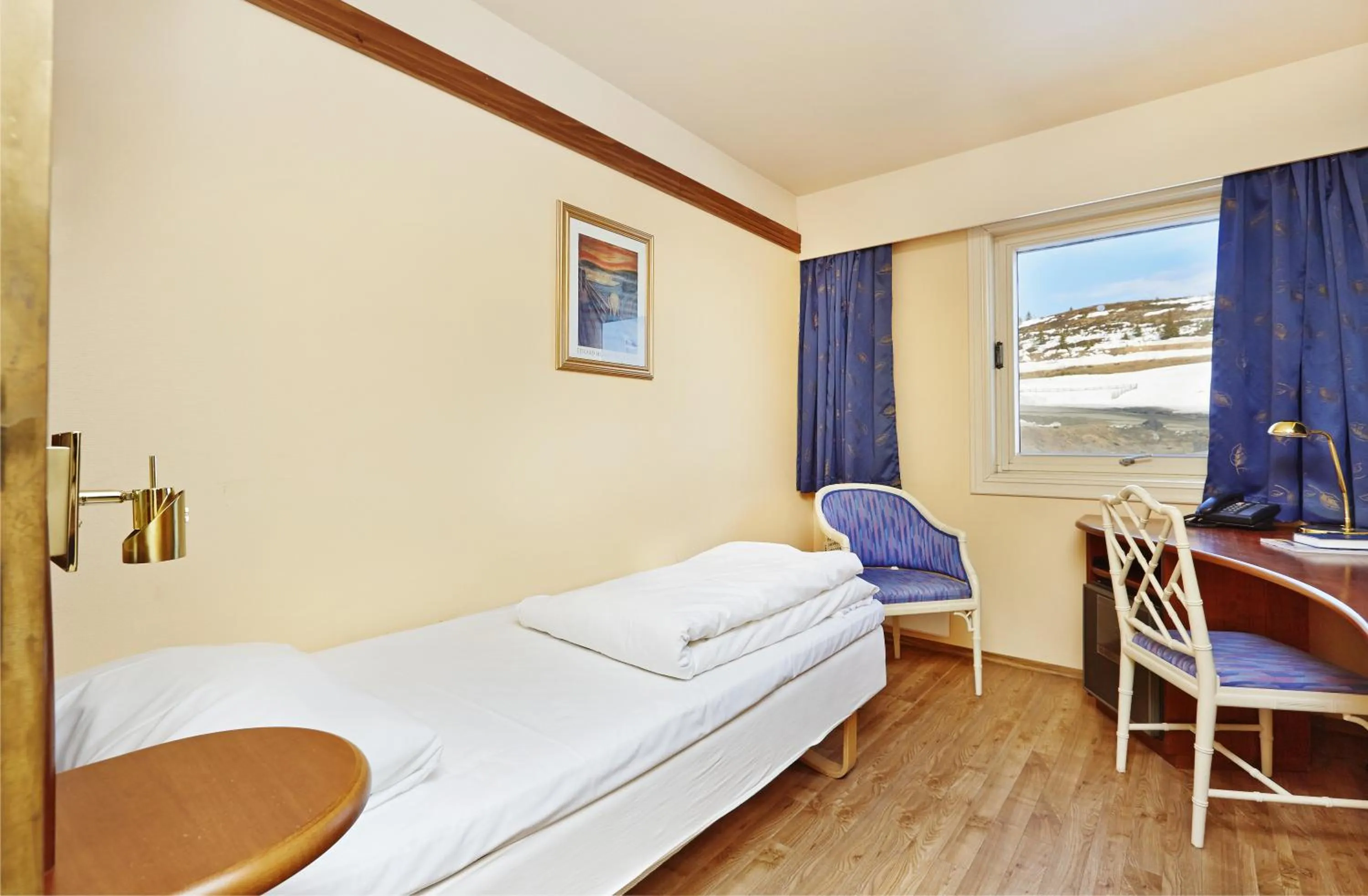 Photo of the whole room, Bed in Storefjell Resort