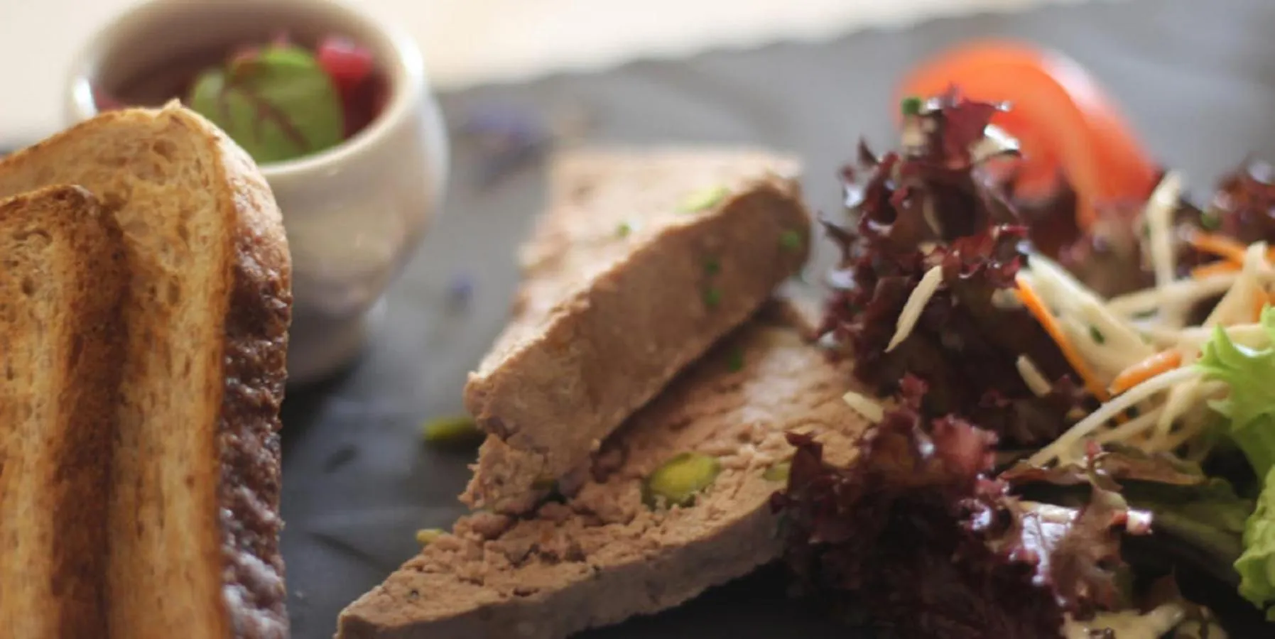 Food in Hôtel Restaurant Lamy