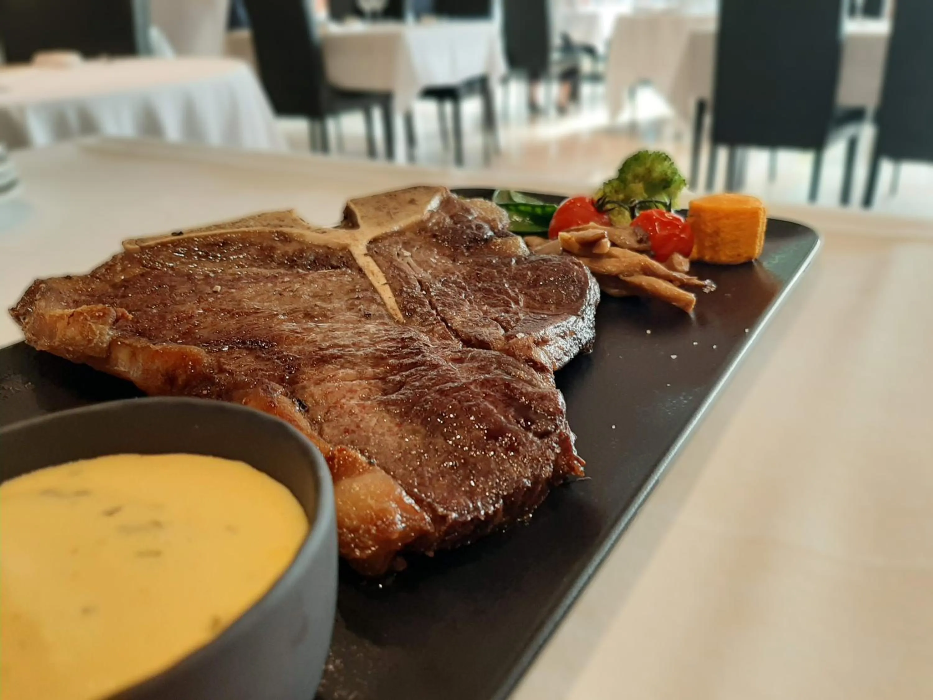 Food in Hôtel Restaurant Lamy