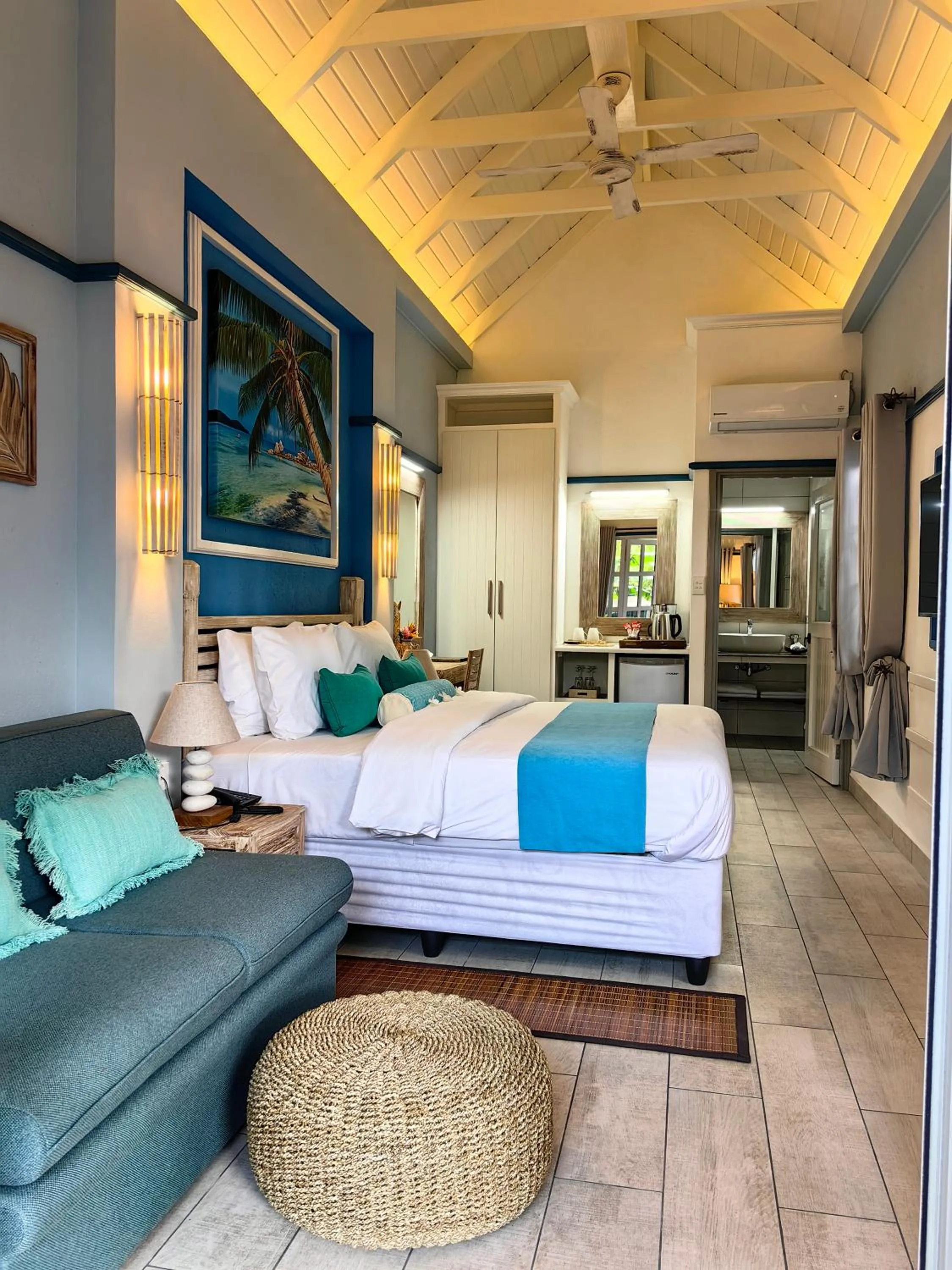 Bed in Villa Charme de L'ile