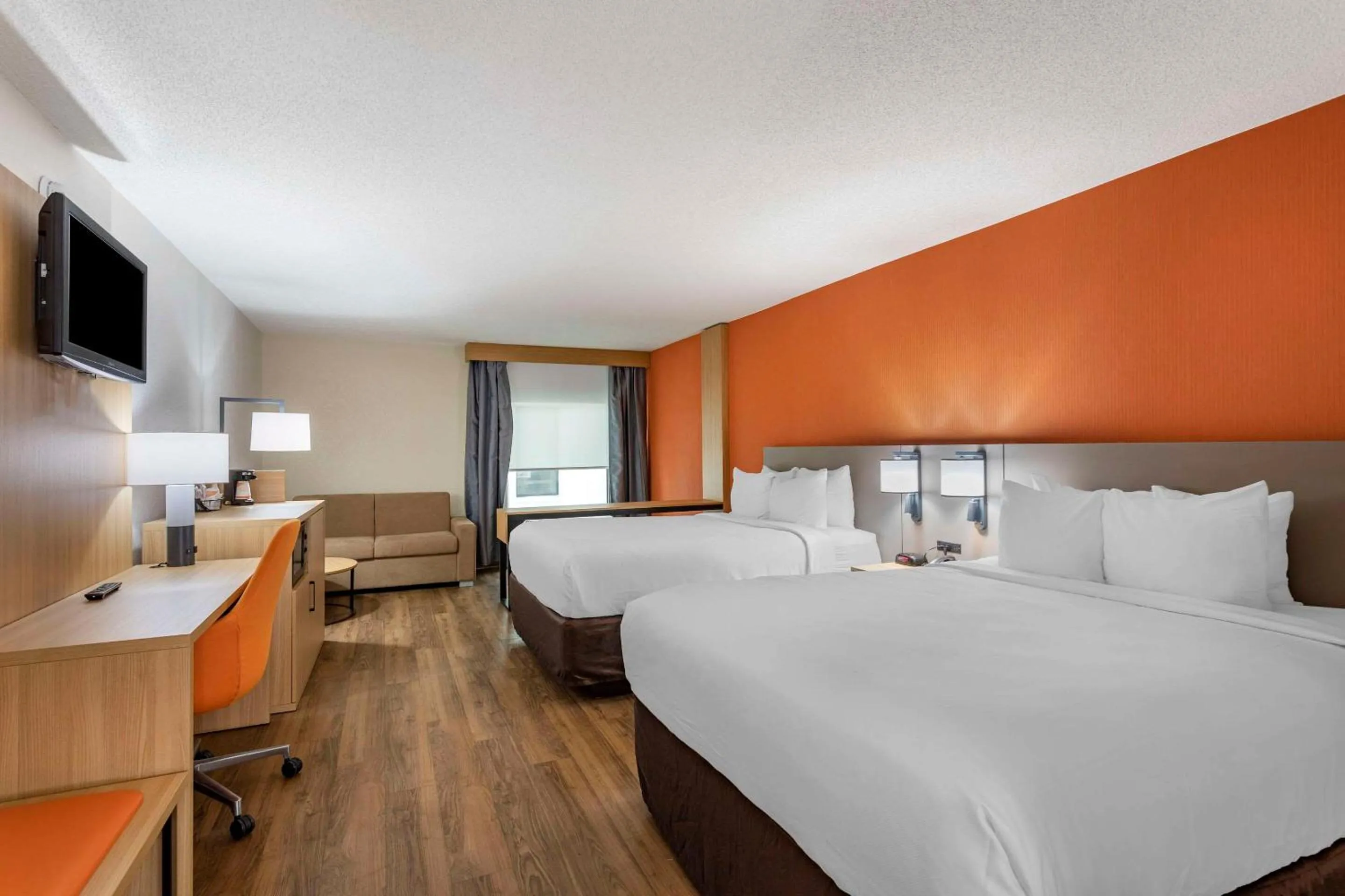 Bedroom, Bed in Comfort Inn & Suites Nashville Downtown - Stadium
