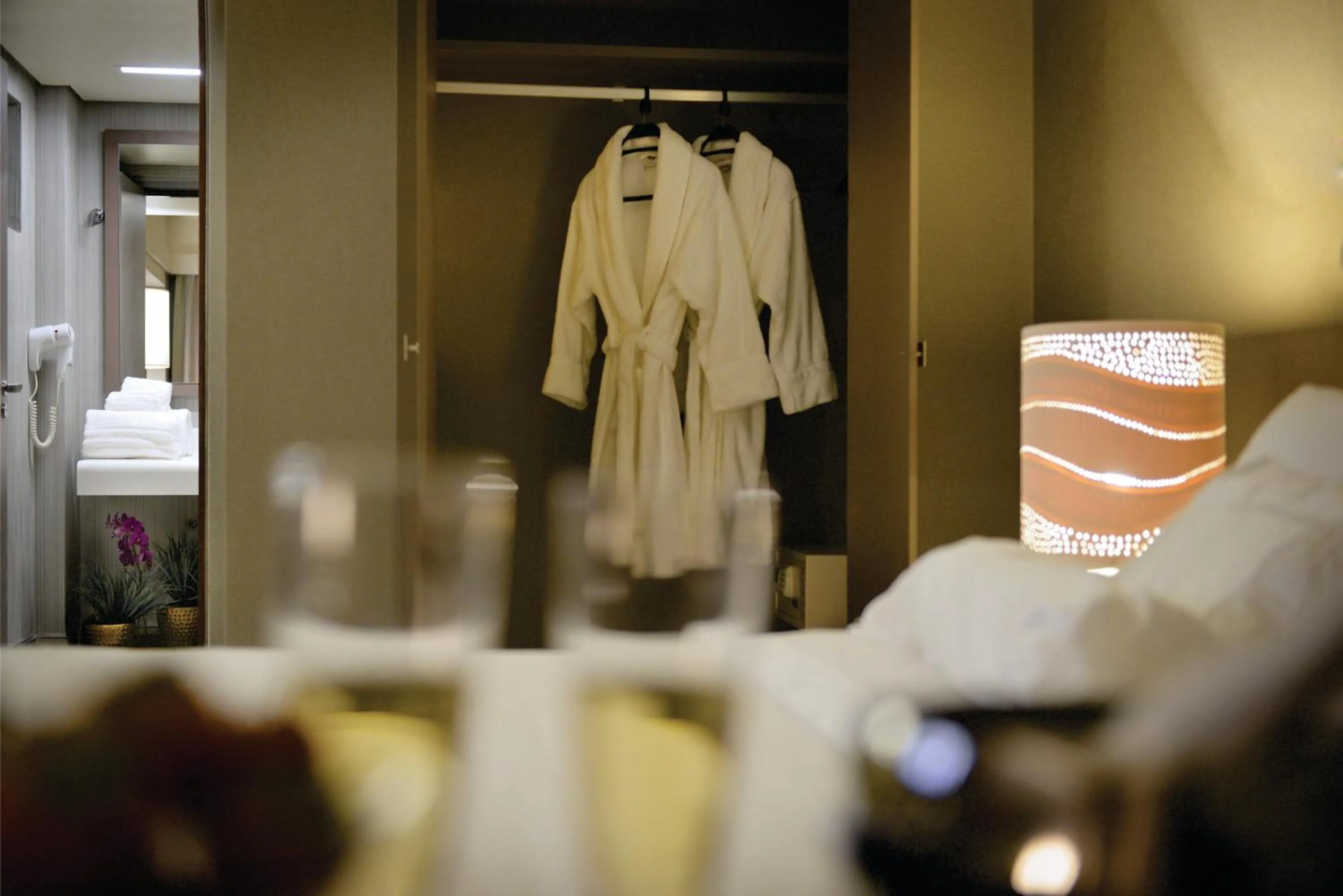 Decorative detail, Bed in Hardman Praia Hotel