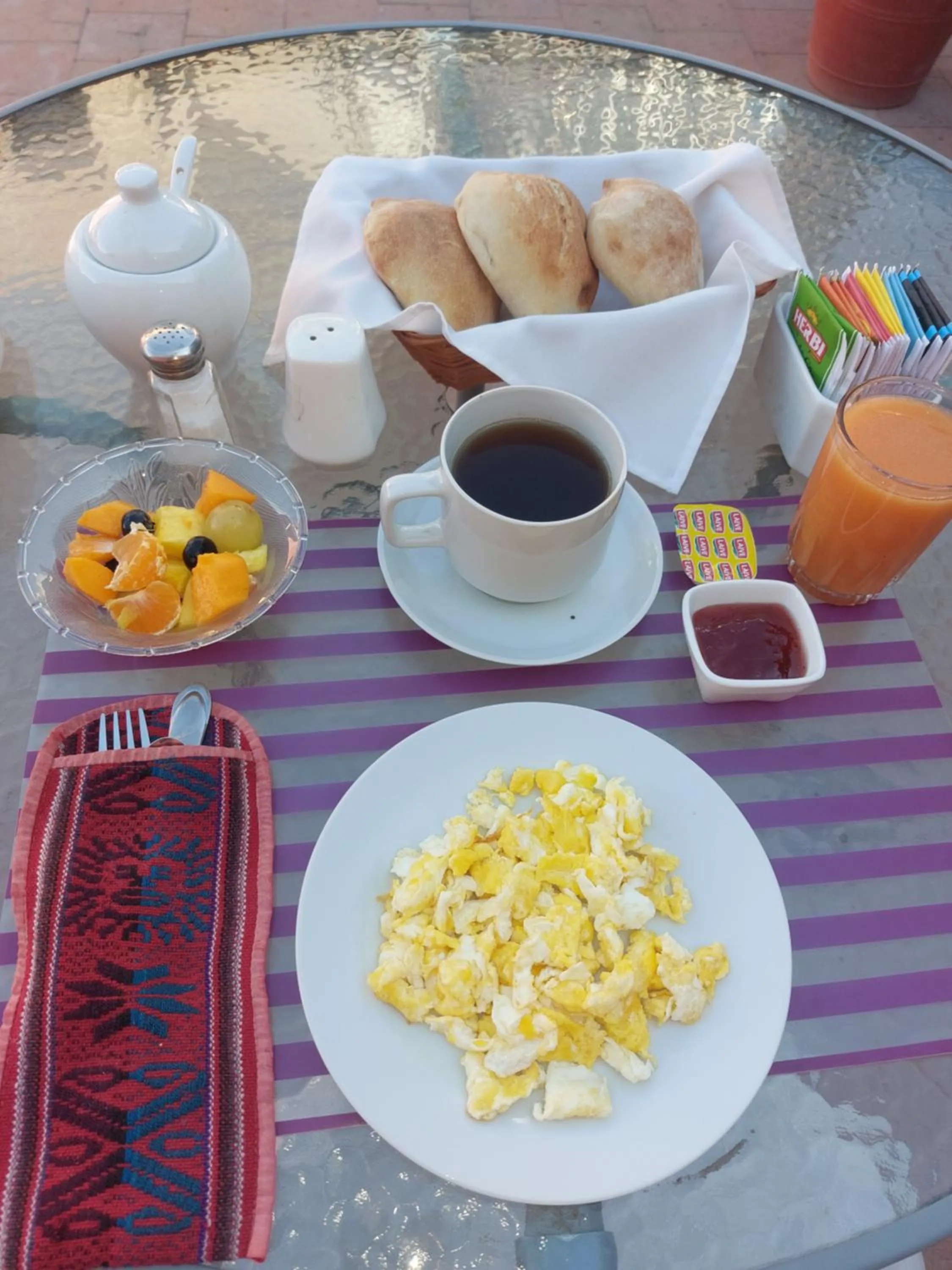 Breakfast in Posada Nueva España