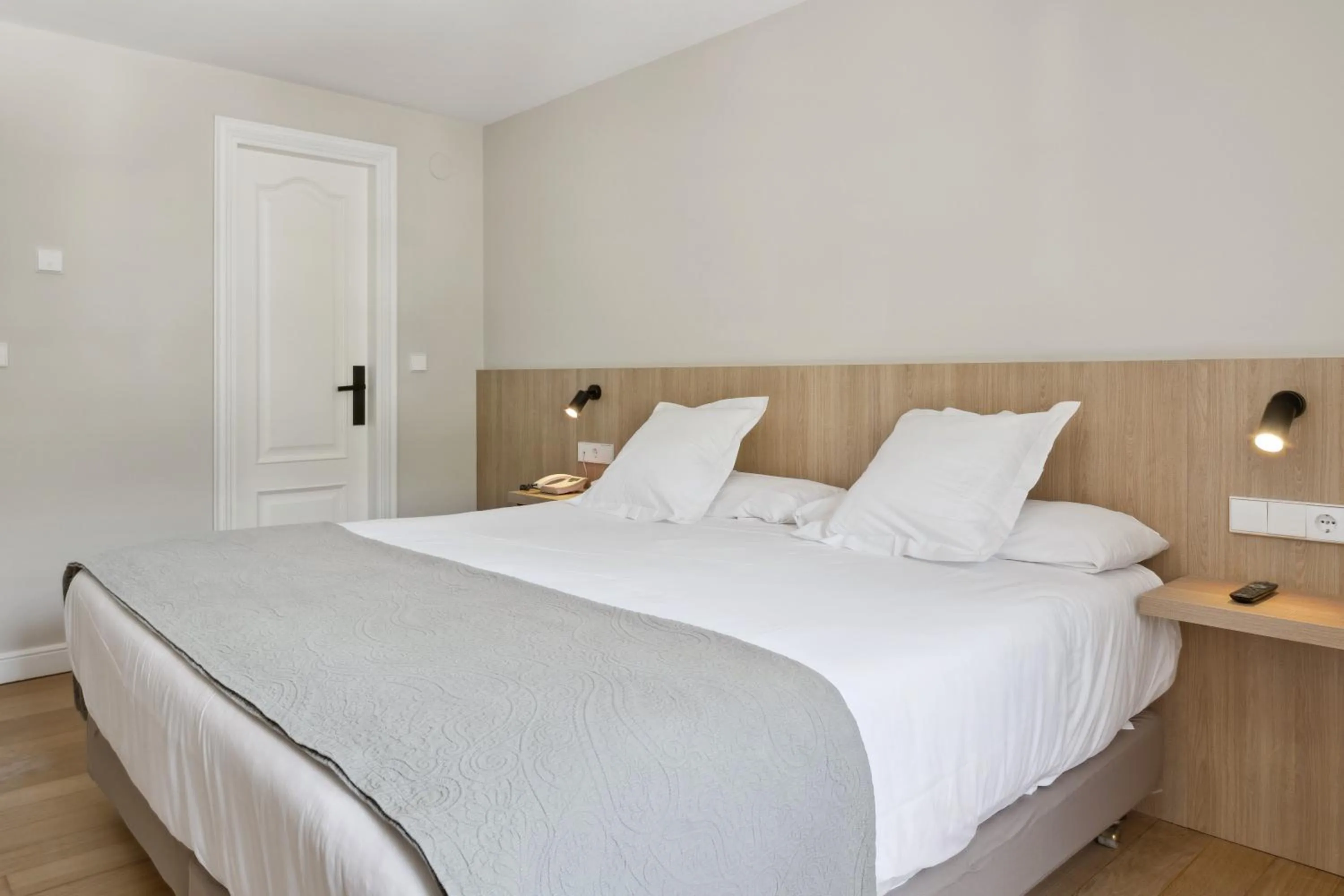 Bed in Hotel Venta de Etxalar